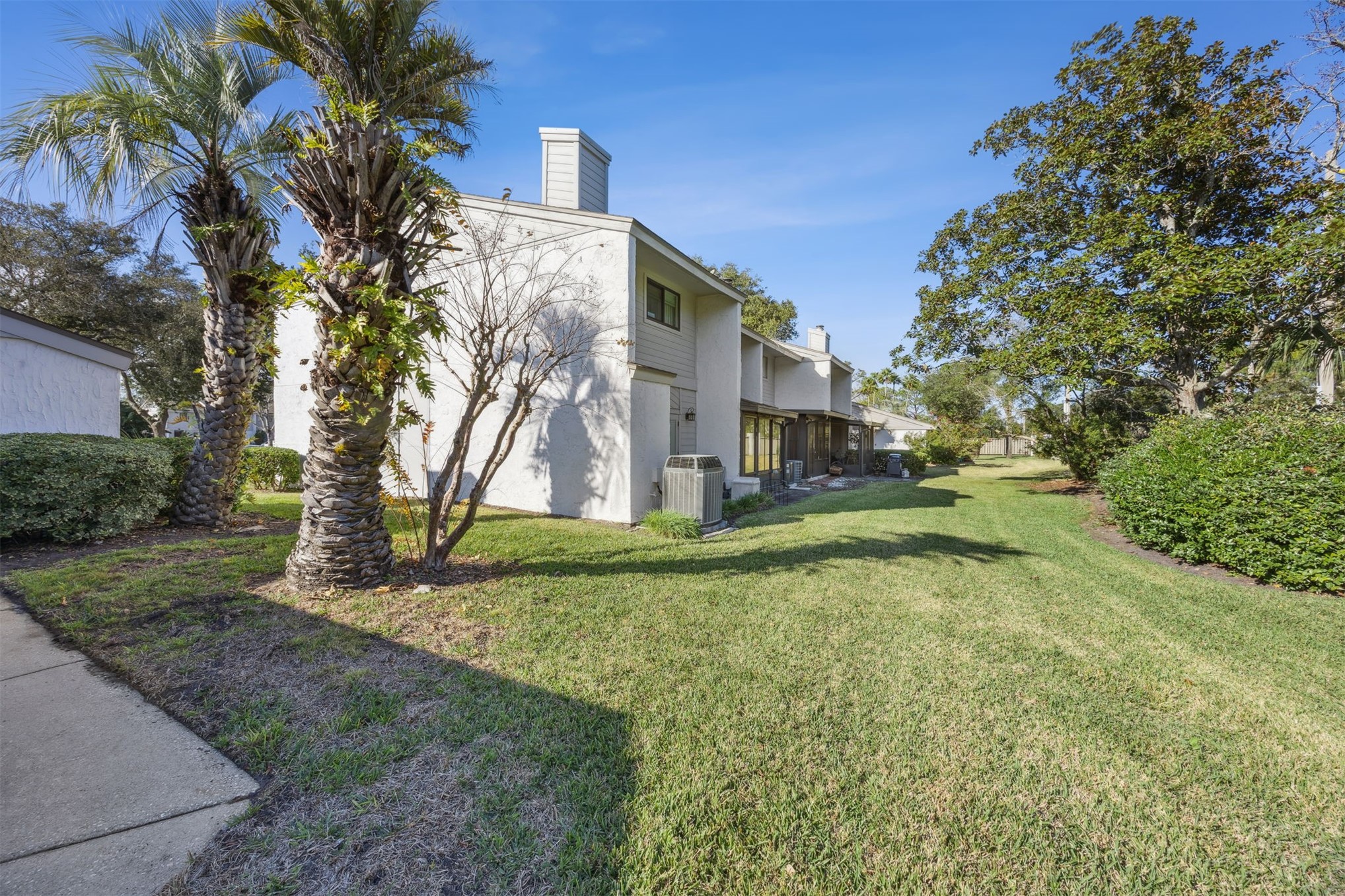 1083 E SEA HAWK DRIVE 1083