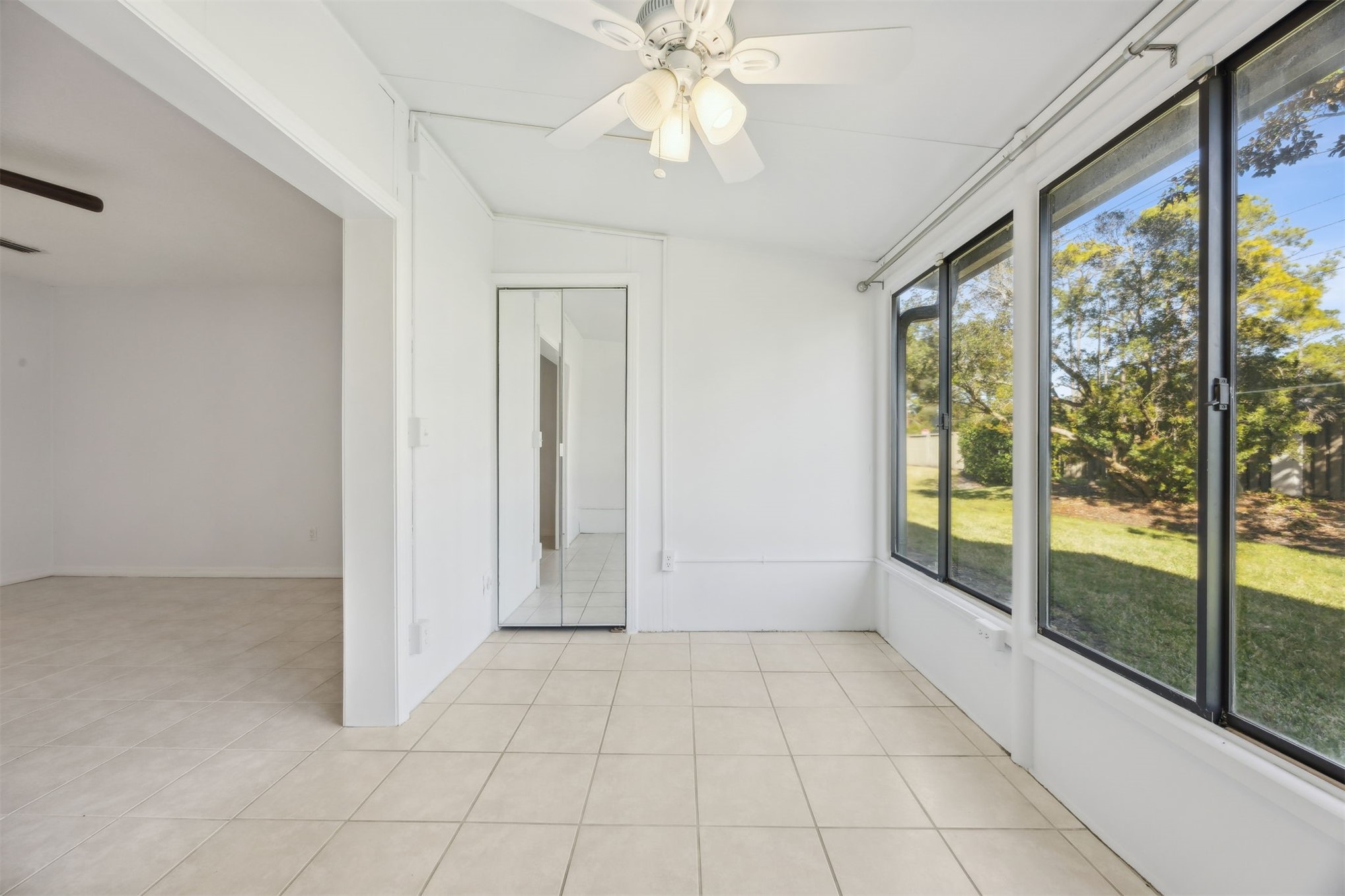 1083 E SEA HAWK DRIVE 1083