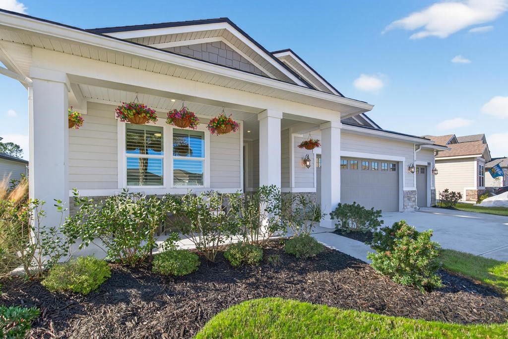 75226 RED TWIG WAY
