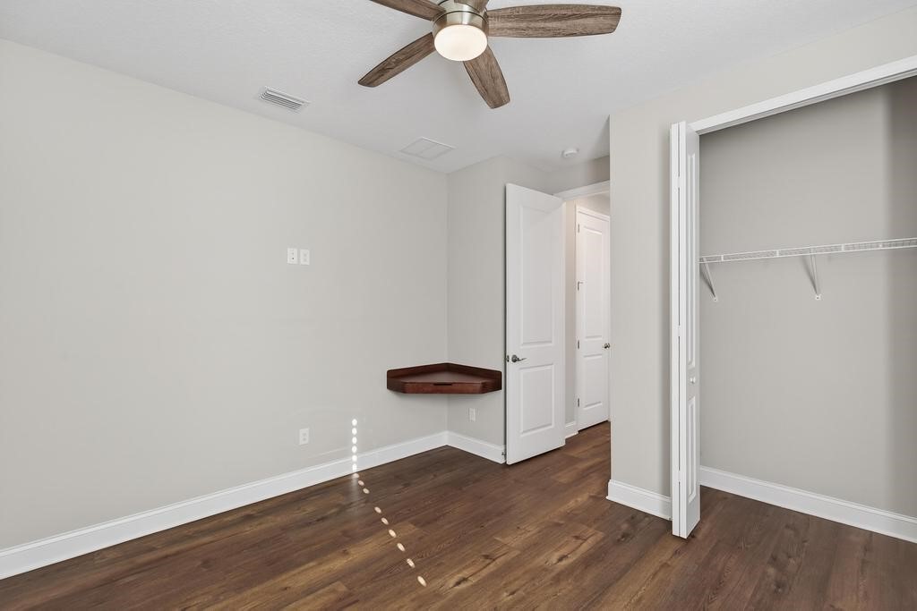 75226 RED TWIG WAY