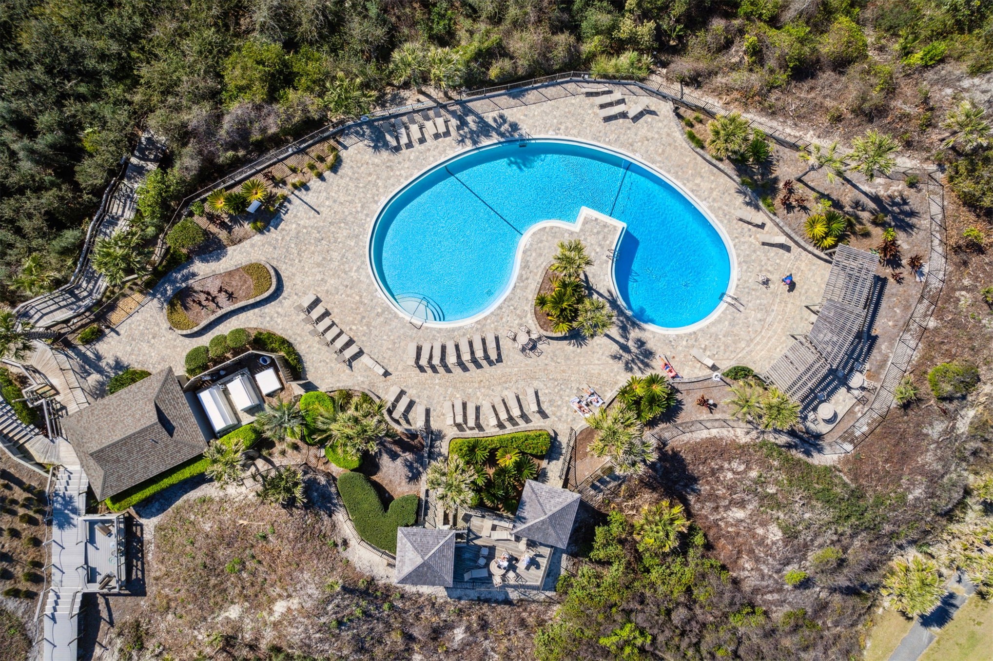 1123 BEACH WALKER ROAD