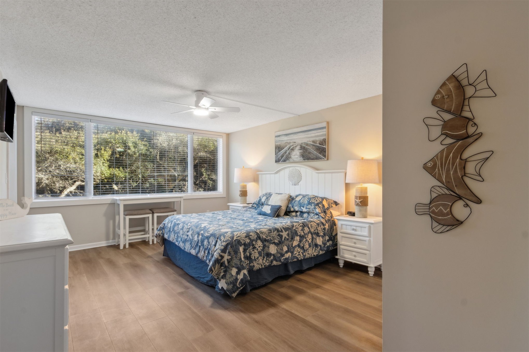 1123 BEACH WALKER ROAD