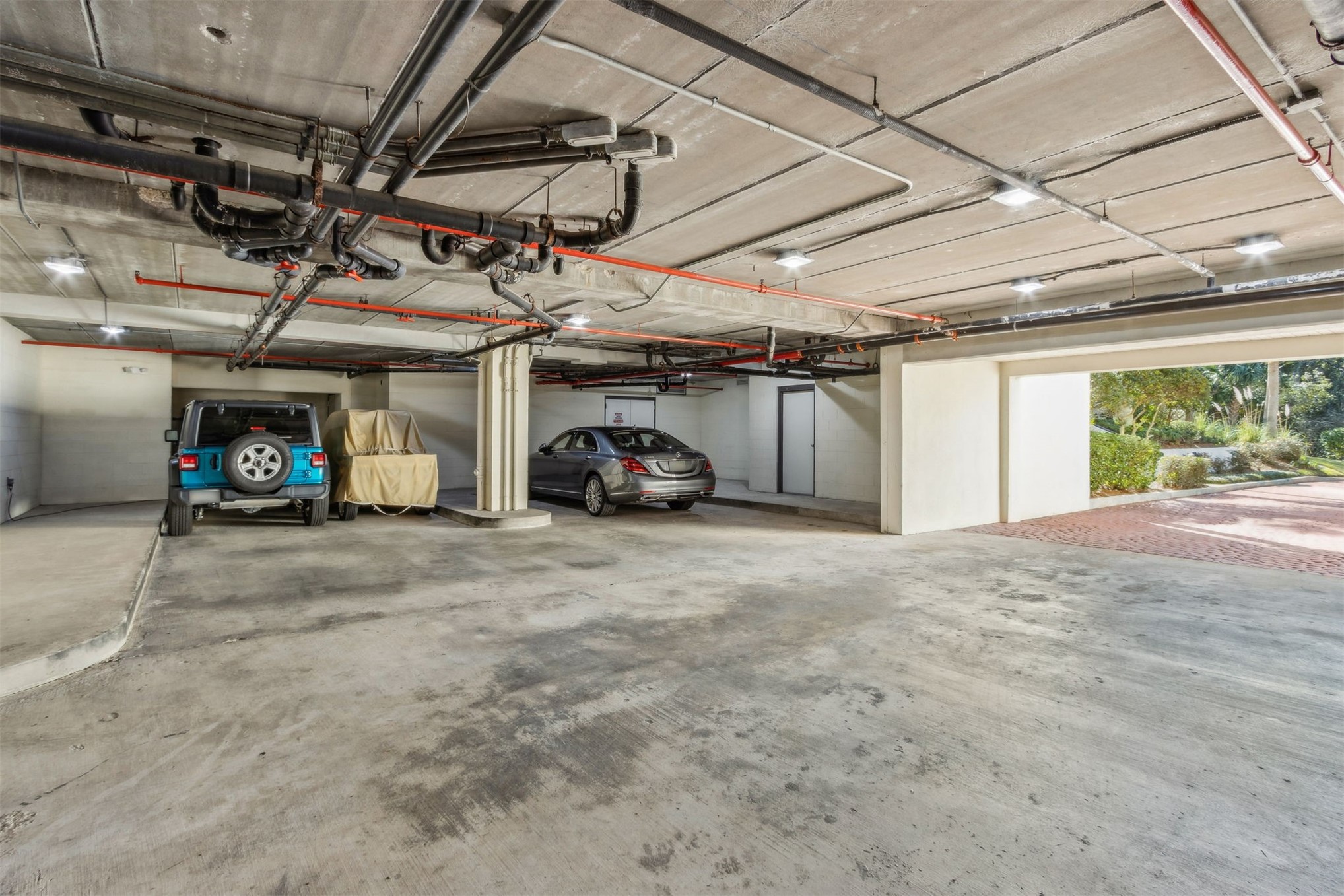 6503 SPYGLASS CIRCLE