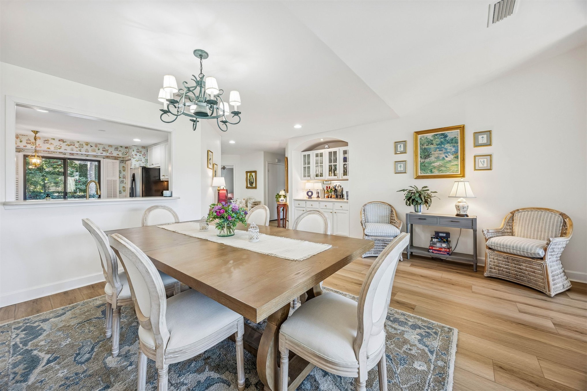 2412 BOXWOOD LANE