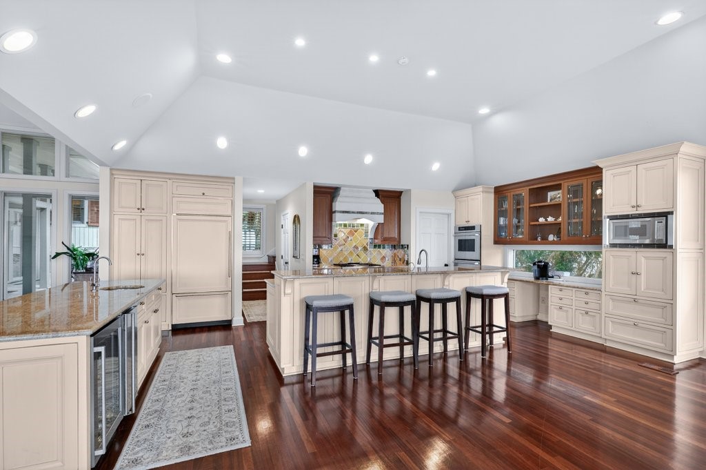 98 SEA MARSH ROAD