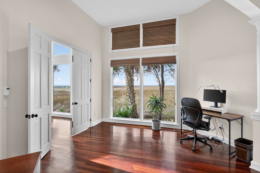 98 SEA MARSH ROAD