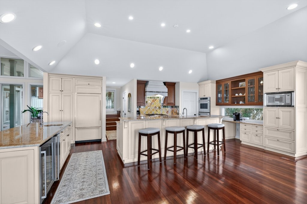98 SEA MARSH ROAD