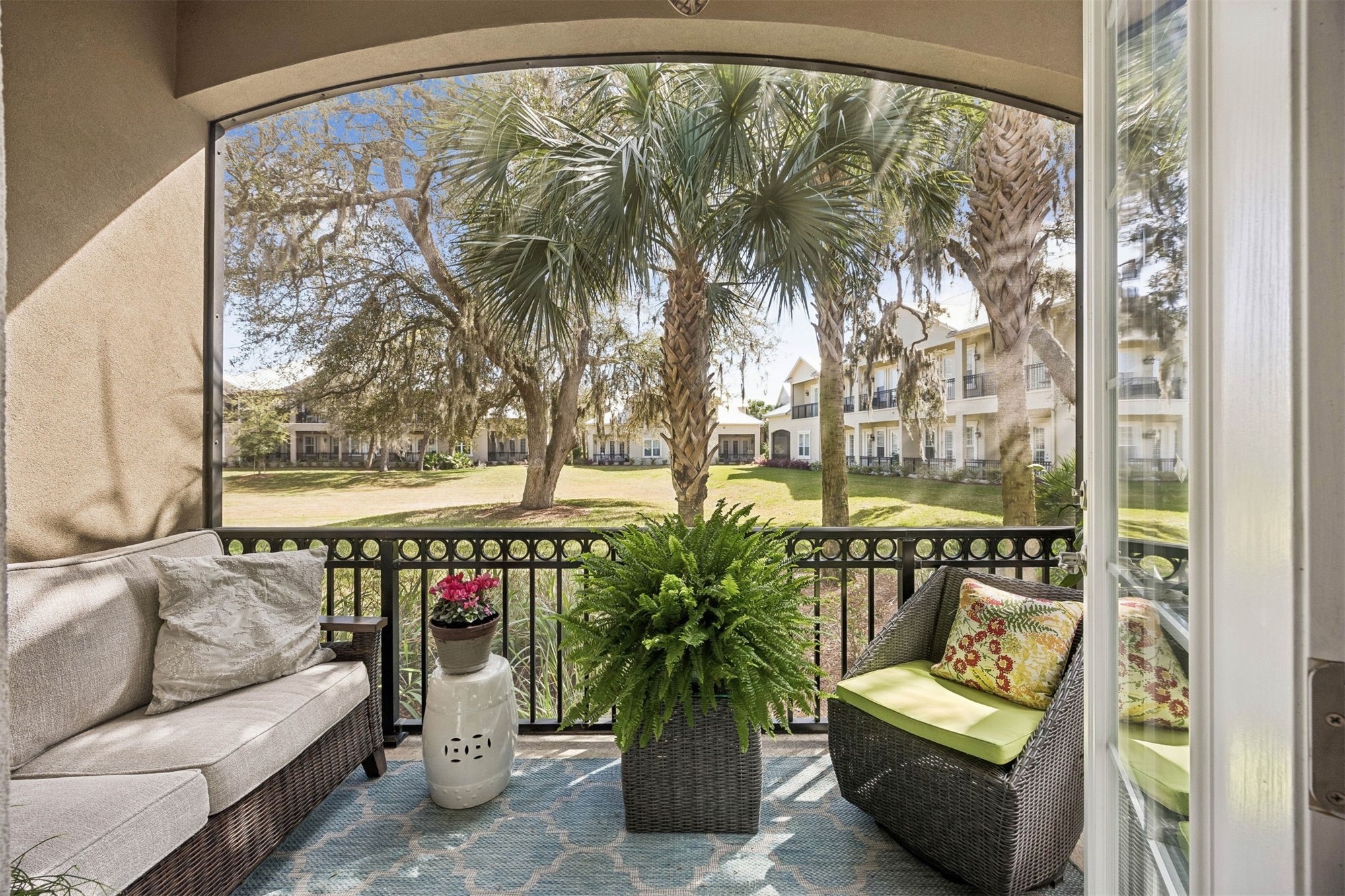 95301 SUMMERWOODS CIRCLE 506