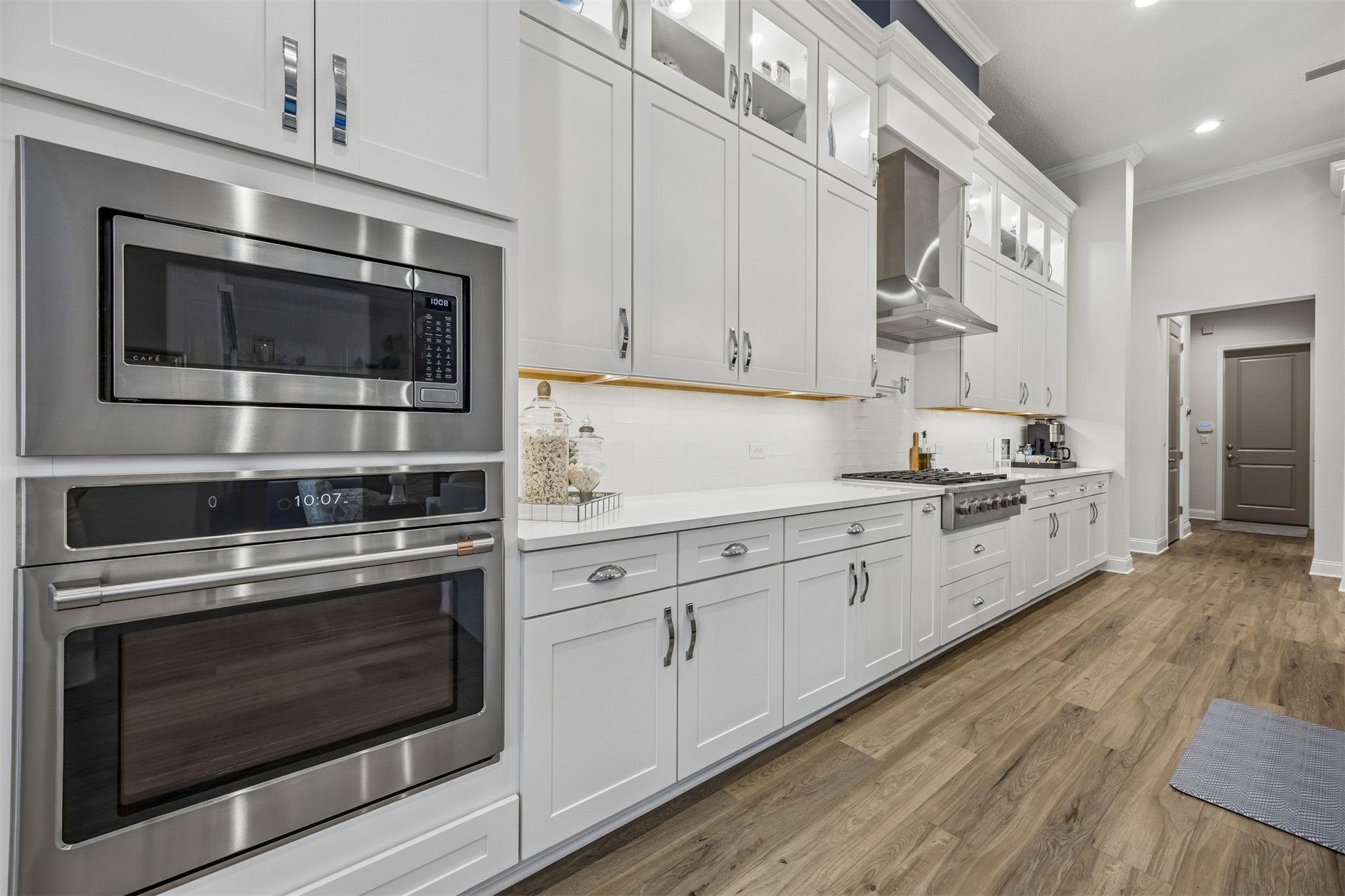 862456 HAMPTON CLUB WAY