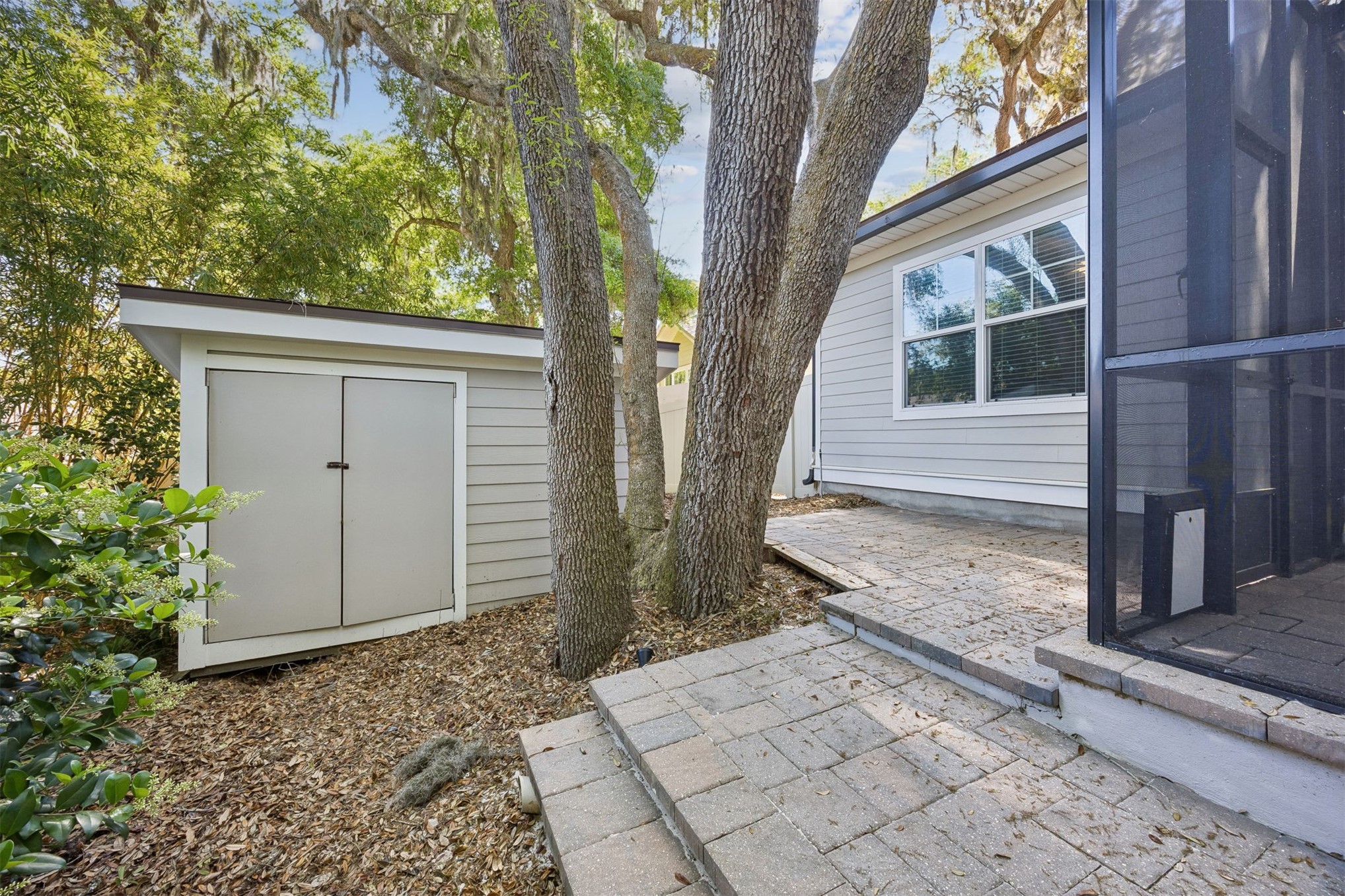 1625 HIGHLAND DUNES WAY