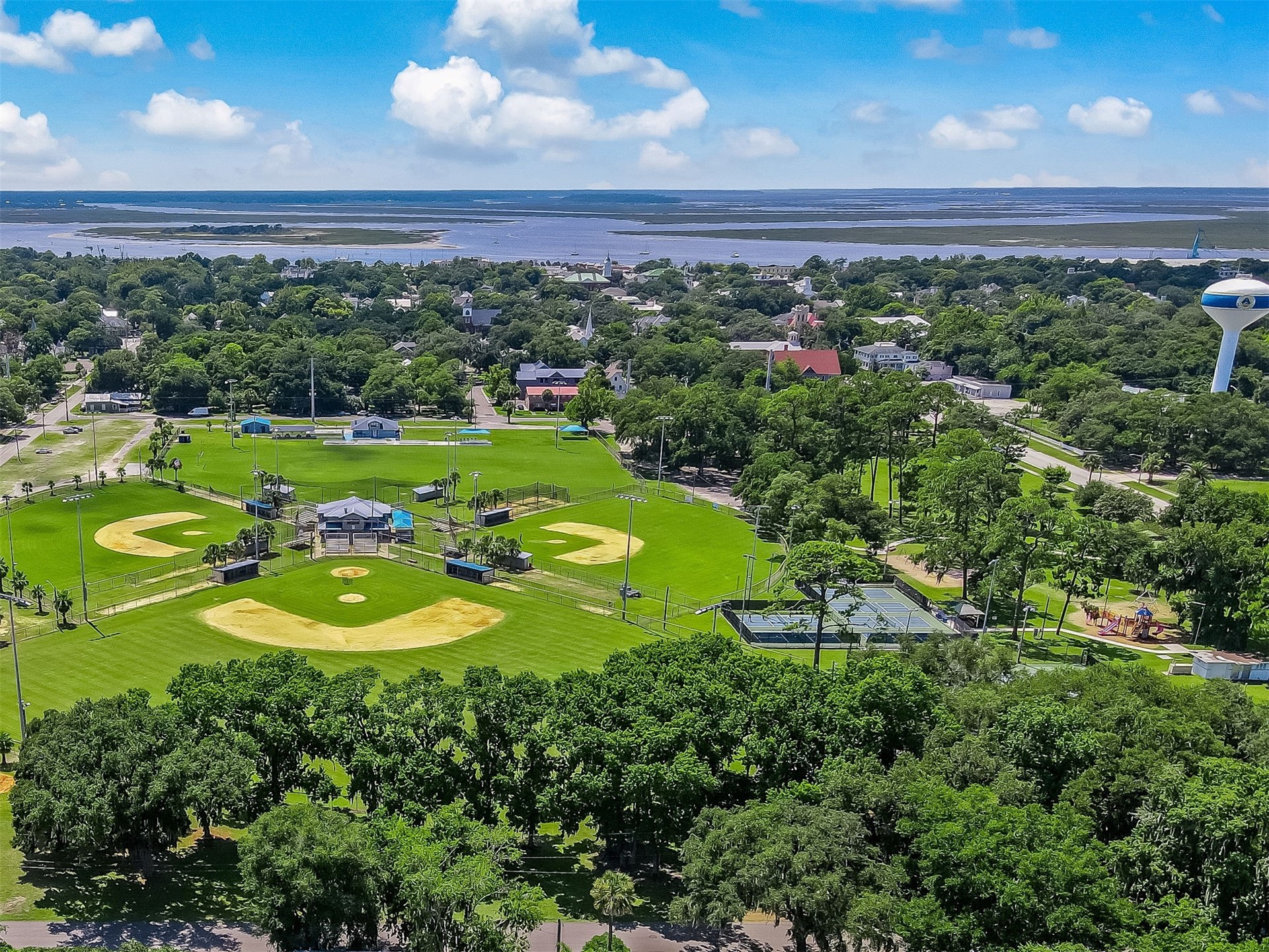 1008 BEECH STREET