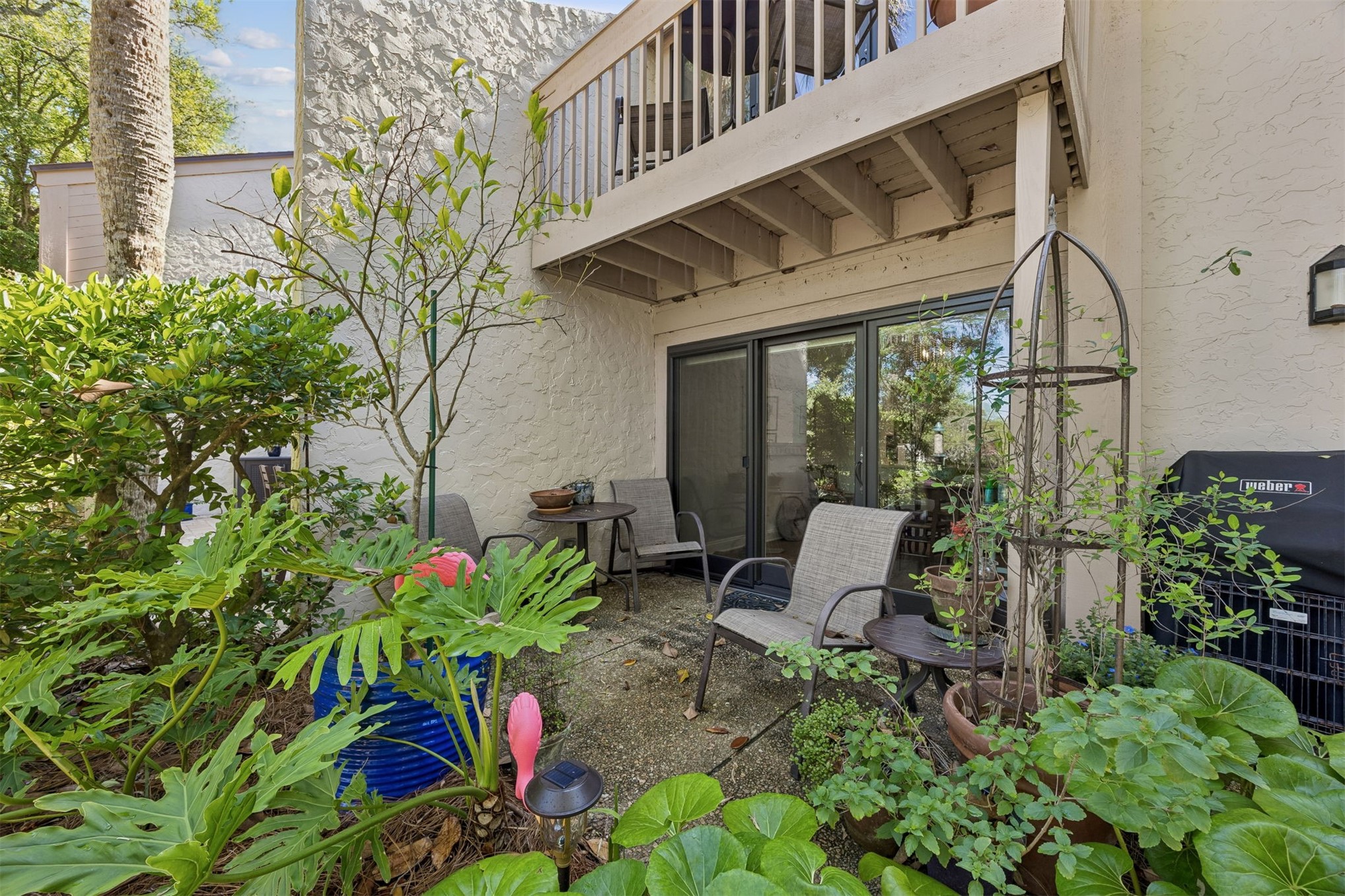 2005 BEACHWOOD ROAD