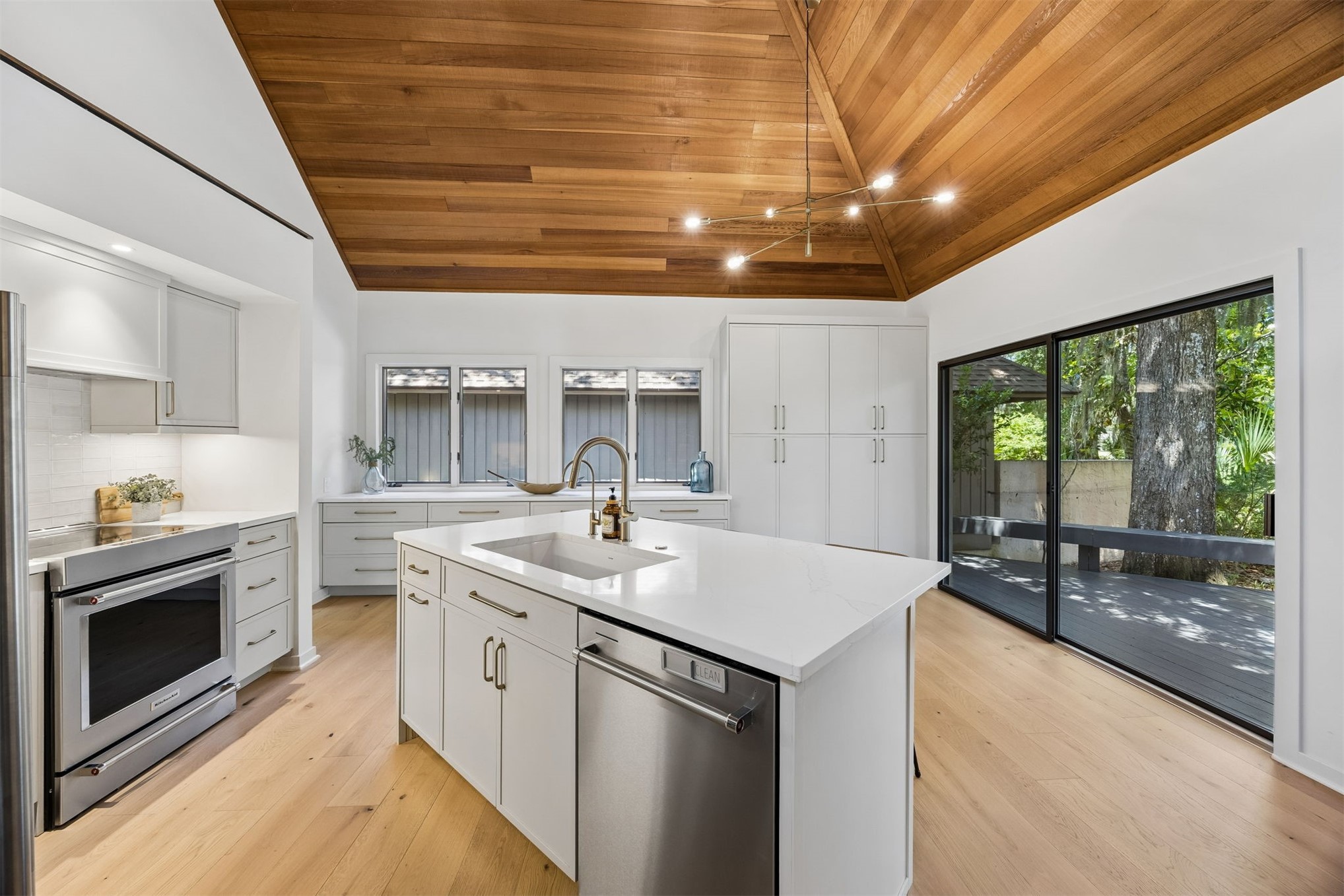 27 MARSH CREEK ROAD