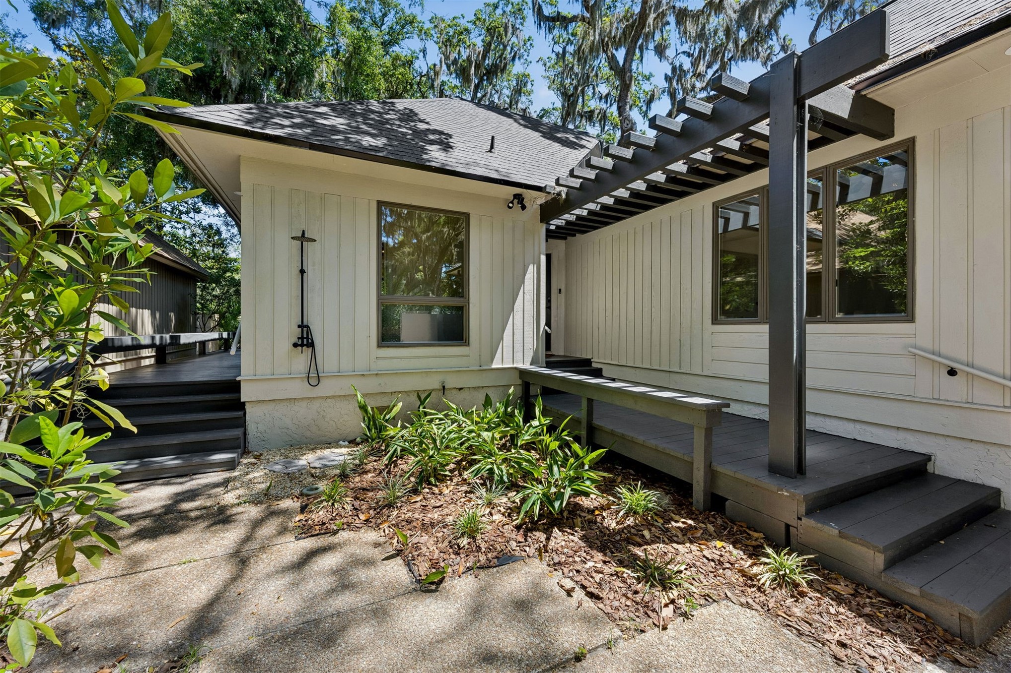 27 MARSH CREEK ROAD