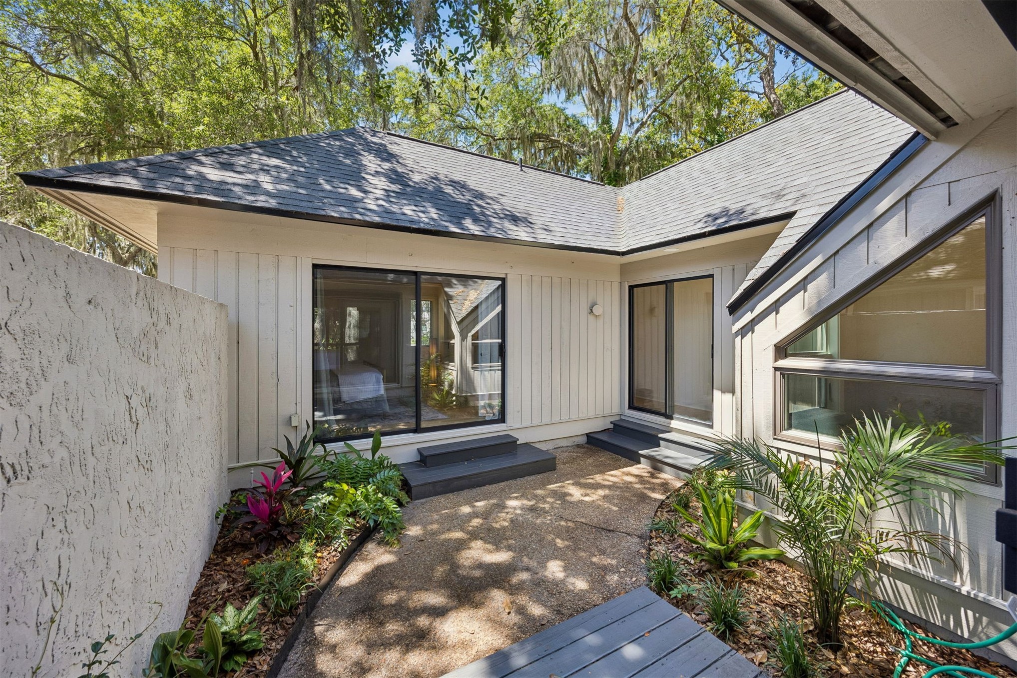 27 MARSH CREEK ROAD