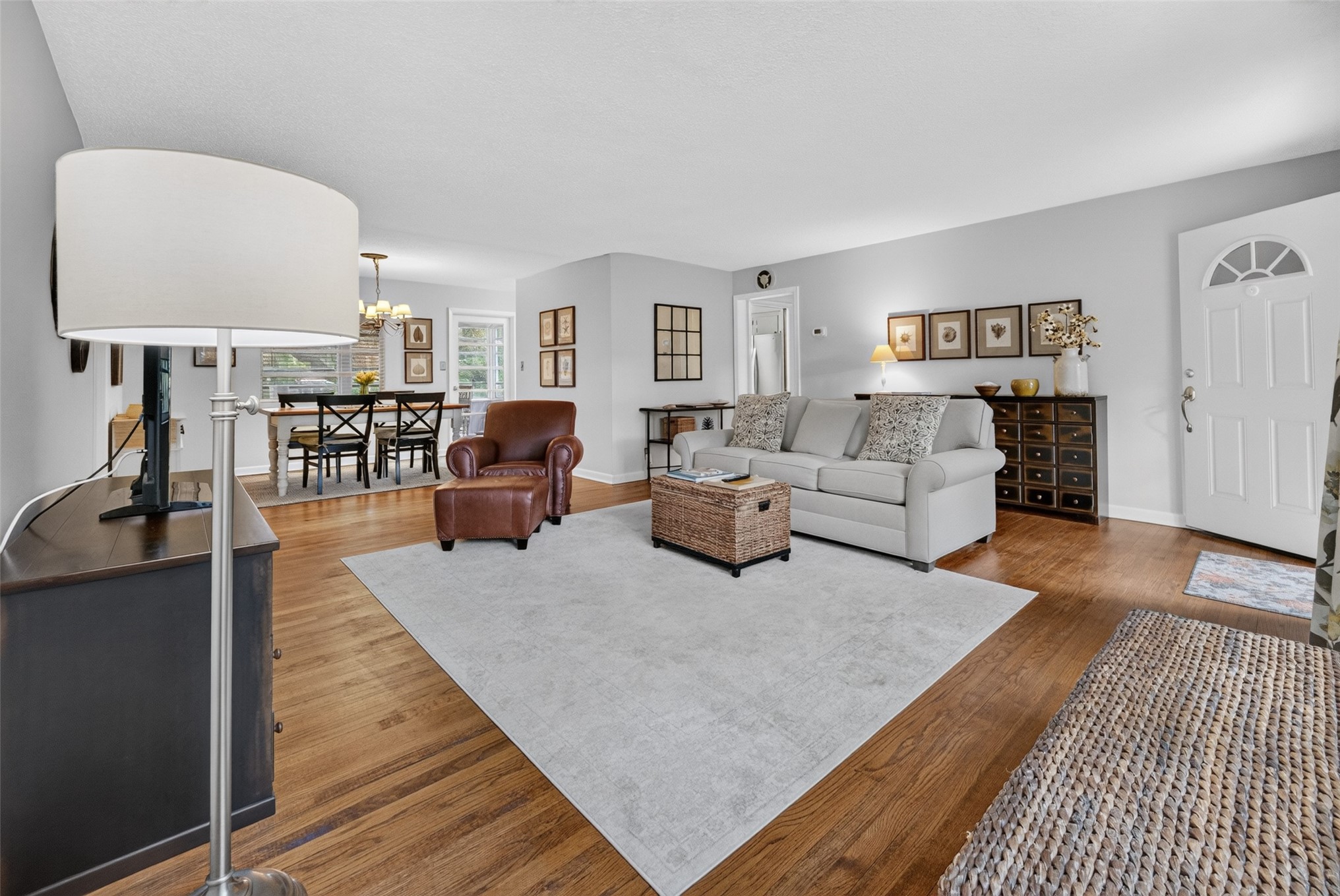 1863 HIGHLAND DRIVE