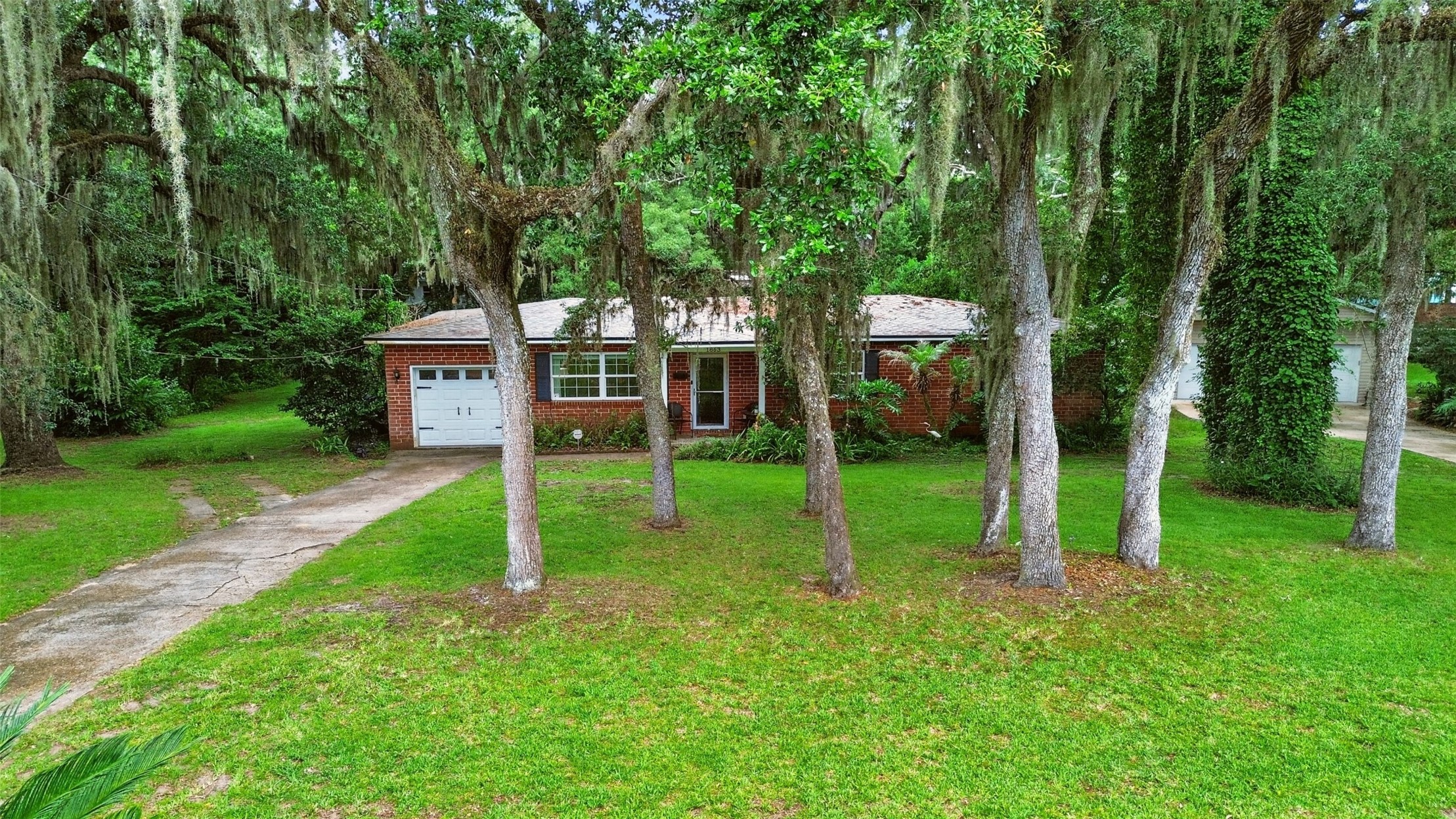 1863 HIGHLAND DRIVE