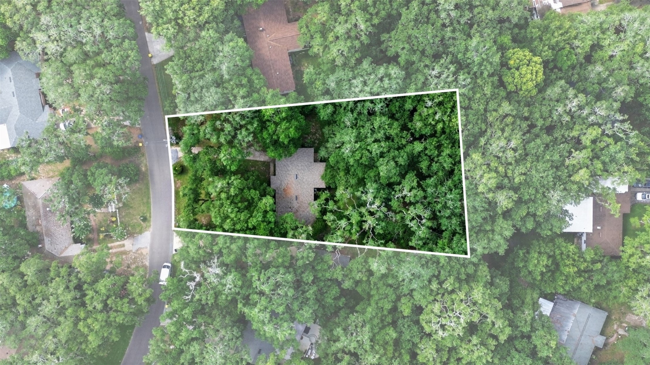 1863 HIGHLAND DRIVE