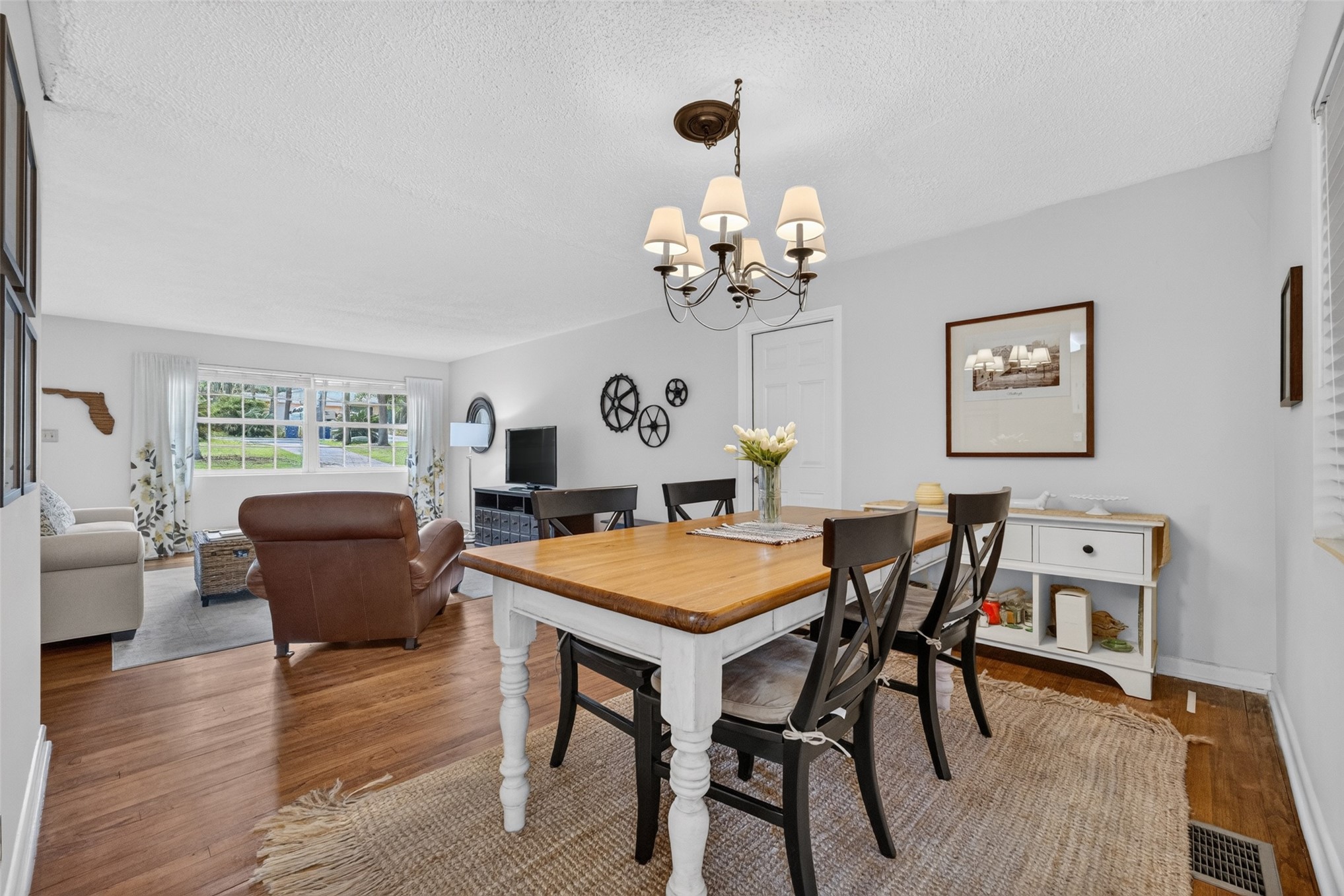1863 HIGHLAND DRIVE