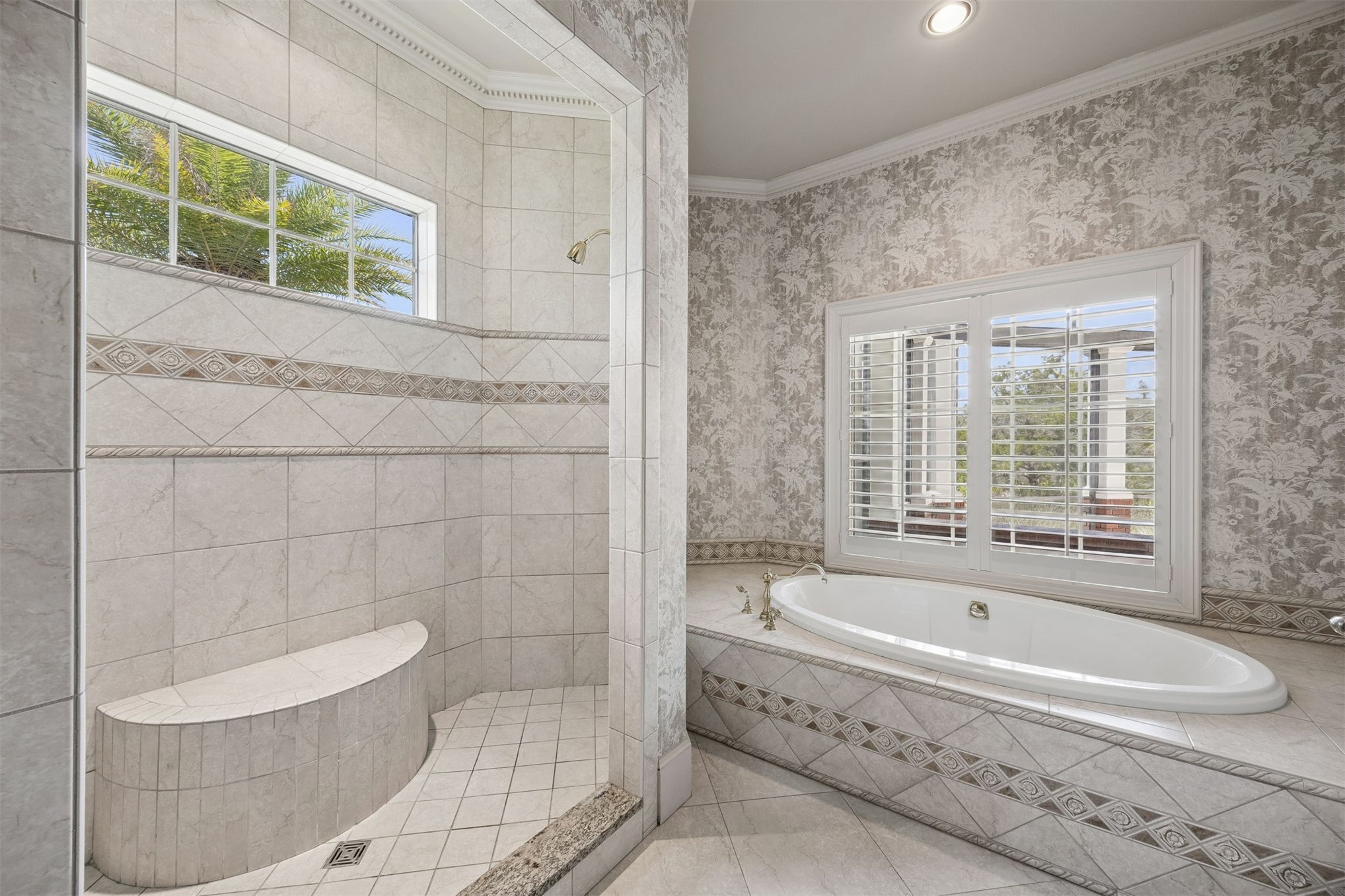 2 JUNIPER COURT