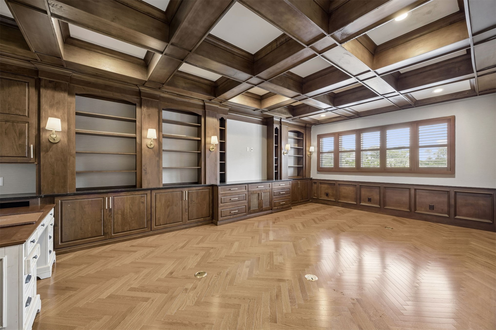 2 JUNIPER COURT