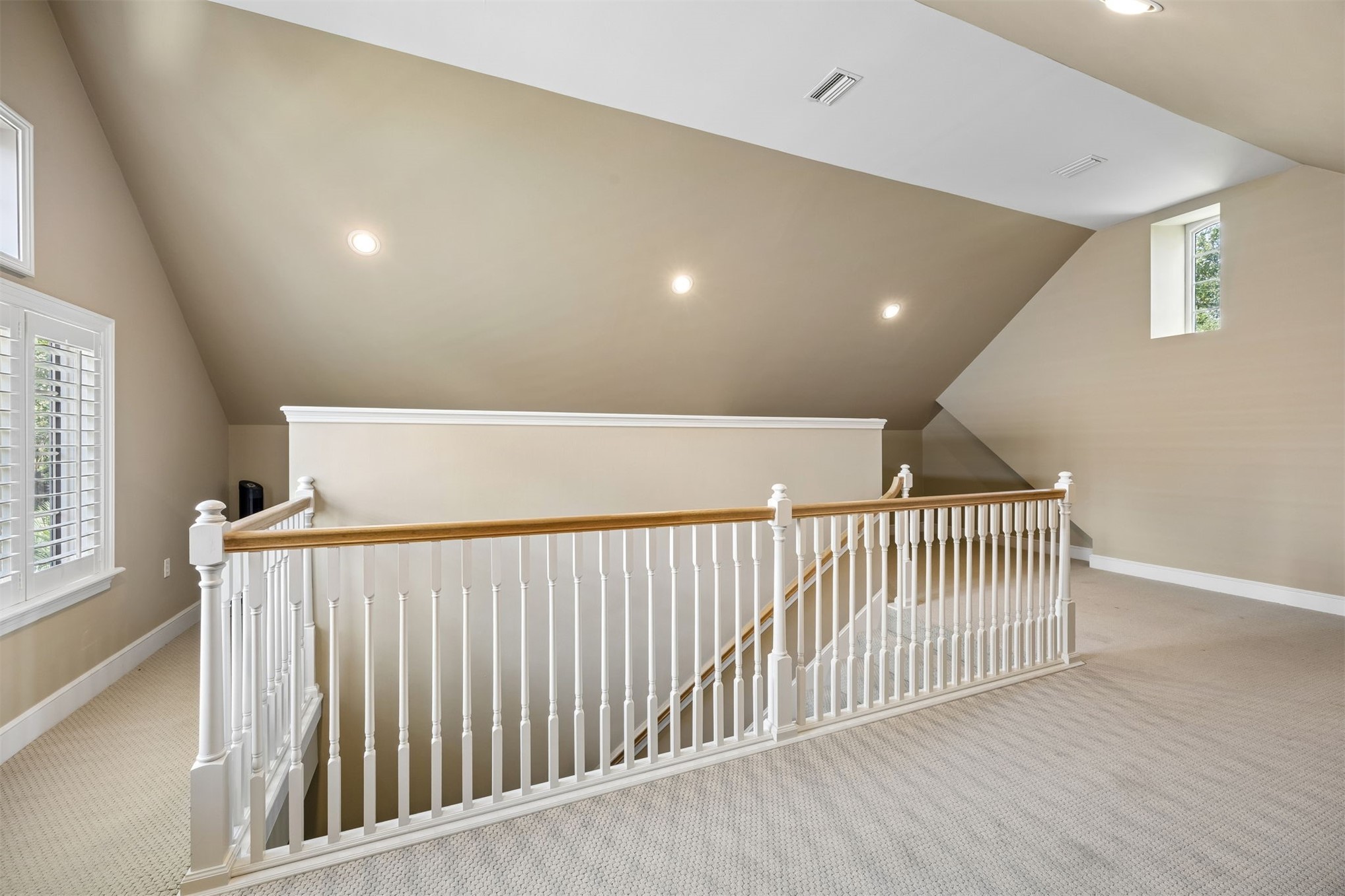 2 JUNIPER COURT