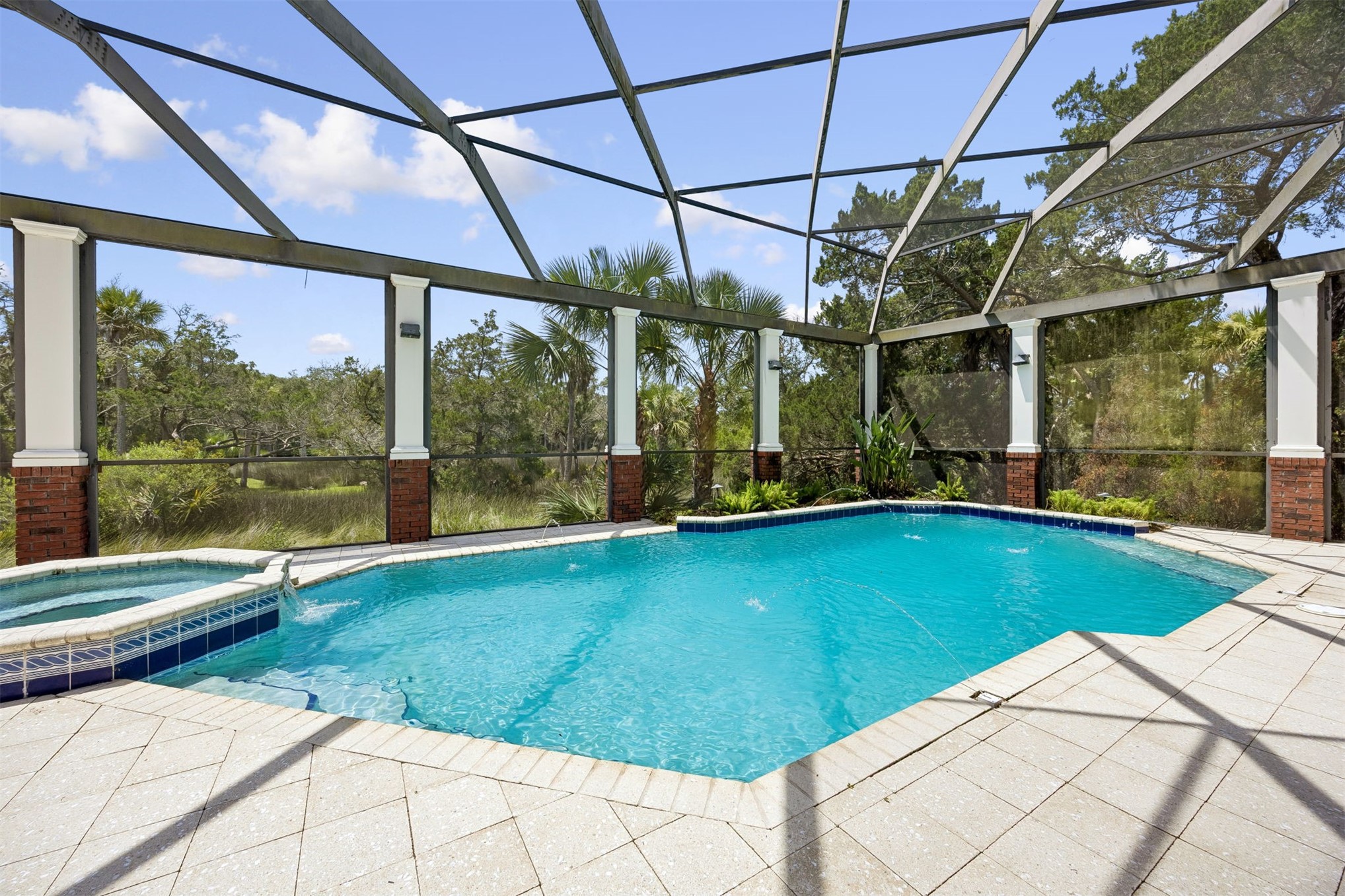 2 JUNIPER COURT