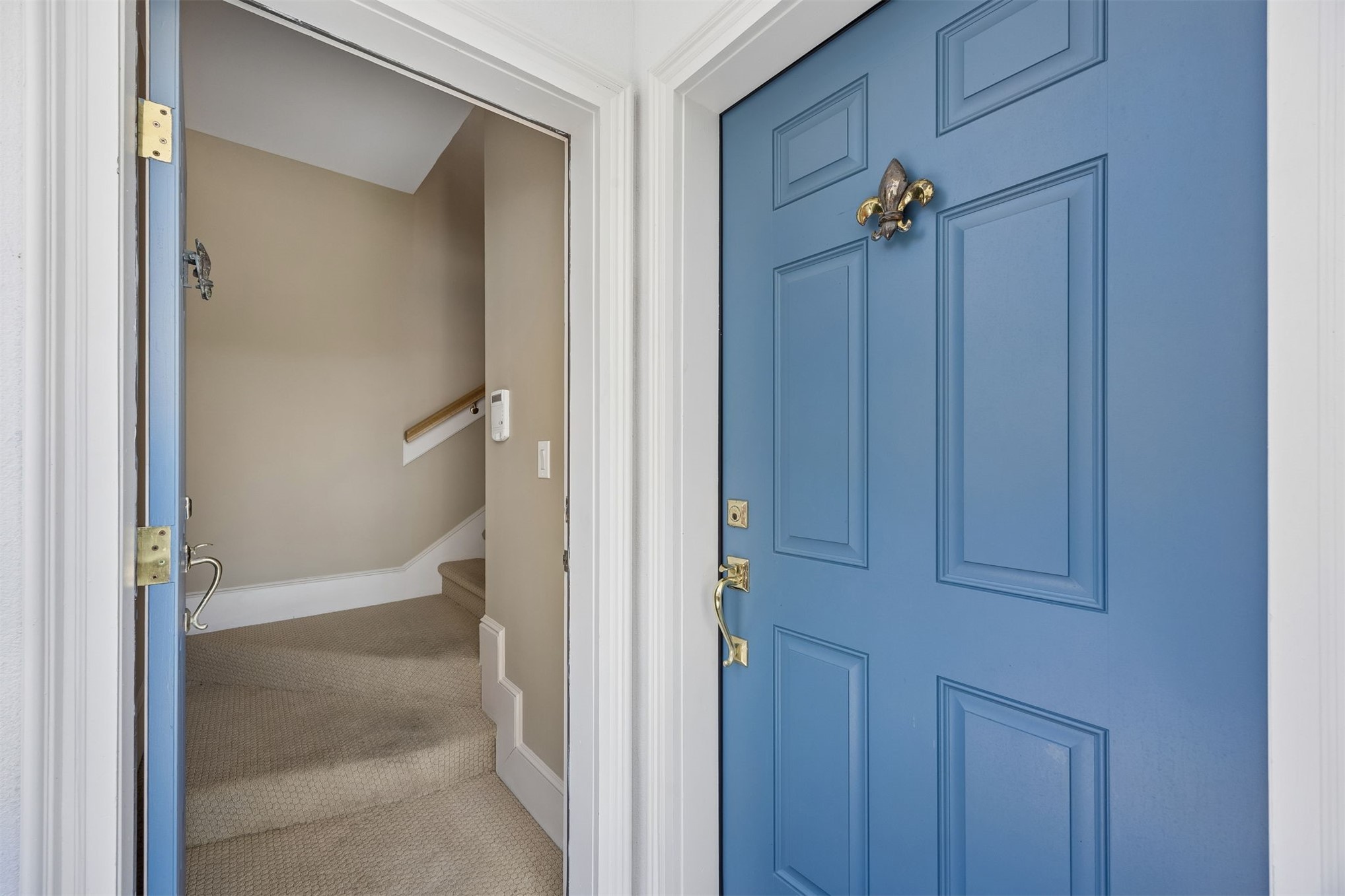 2 JUNIPER COURT