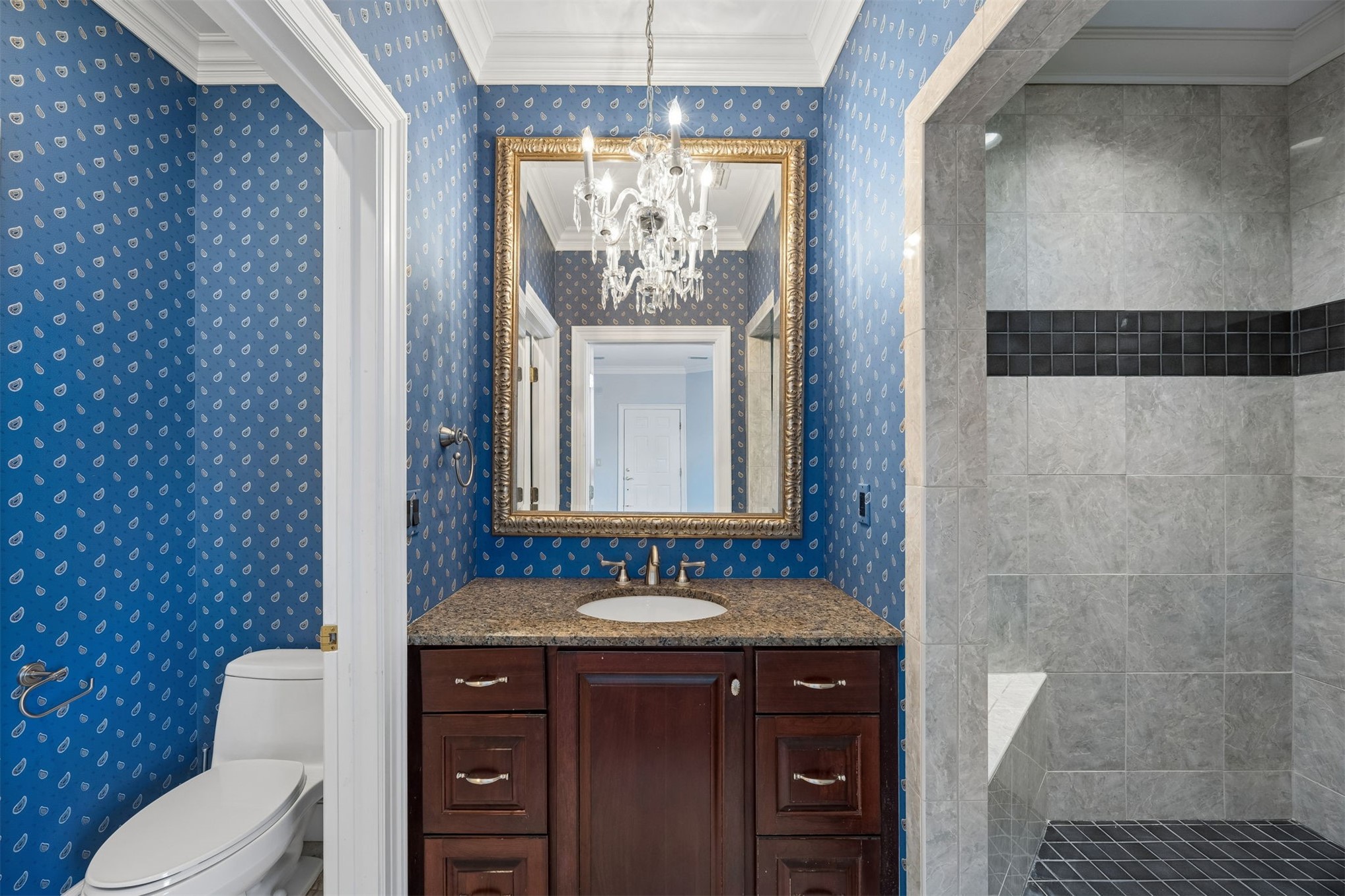 2 JUNIPER COURT