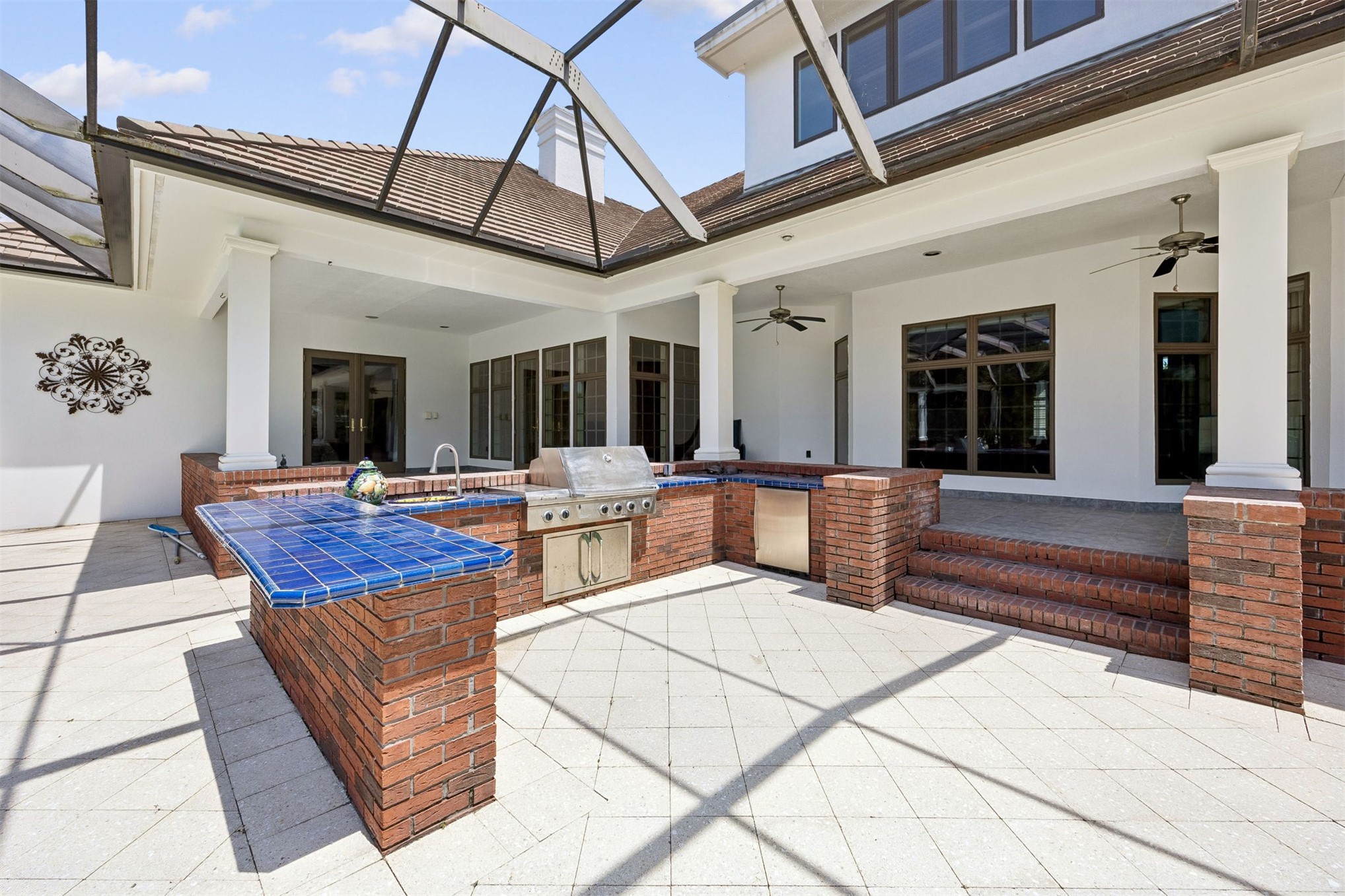 2 JUNIPER COURT