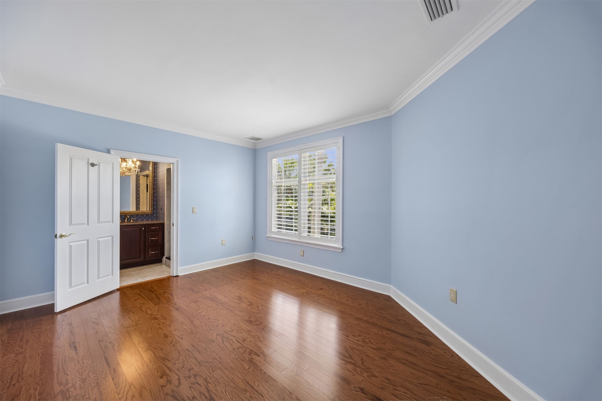 2 JUNIPER COURT