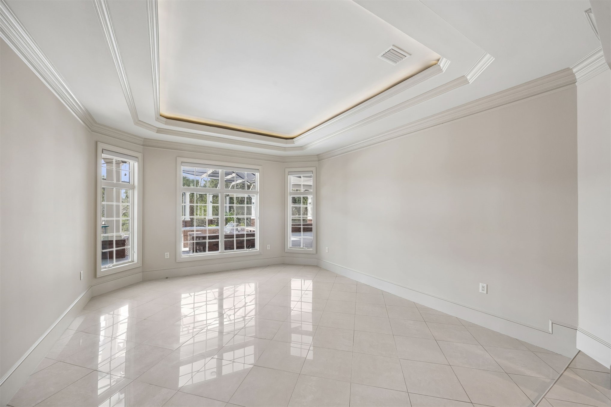 2 JUNIPER COURT