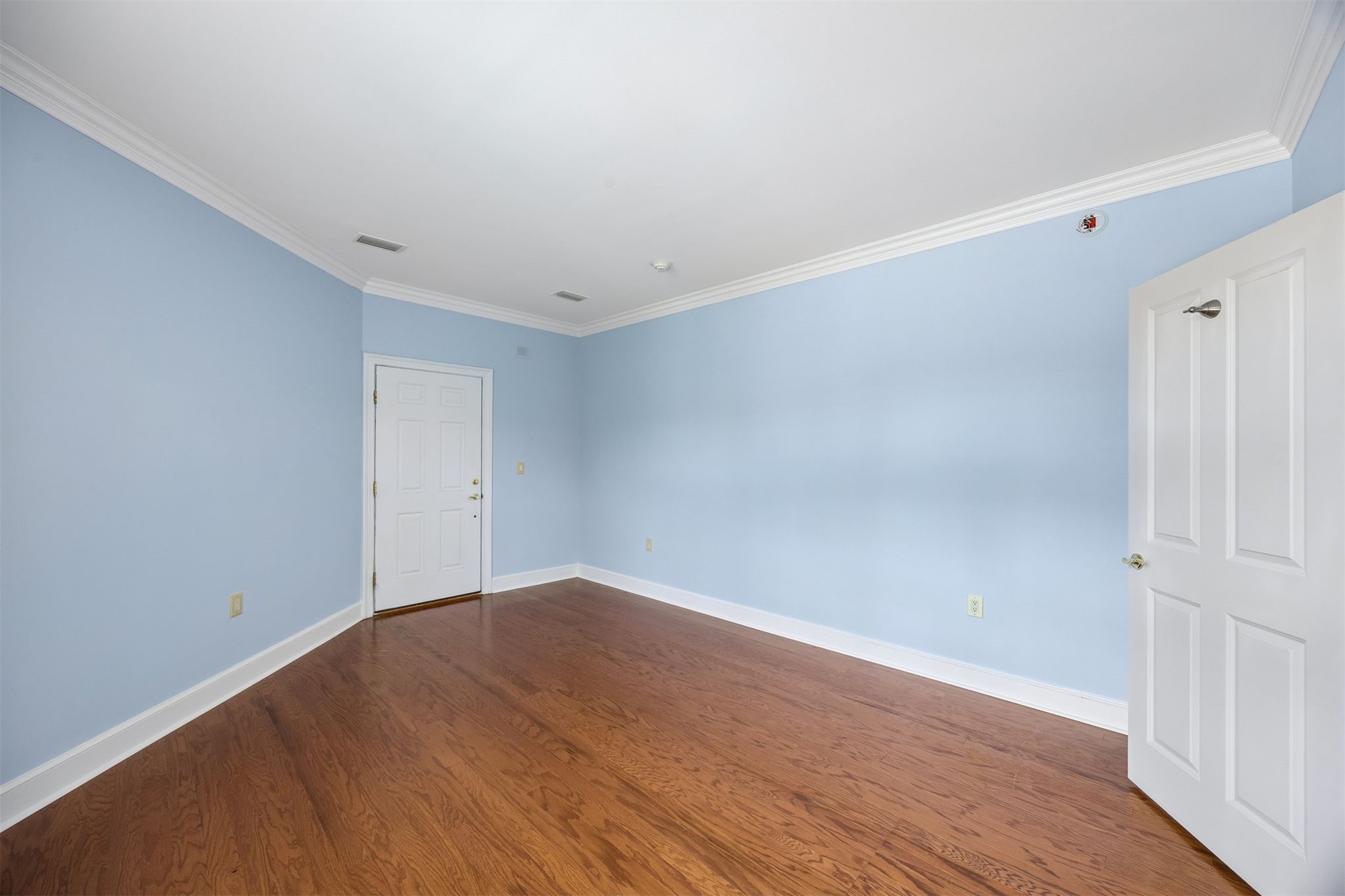 2 JUNIPER COURT