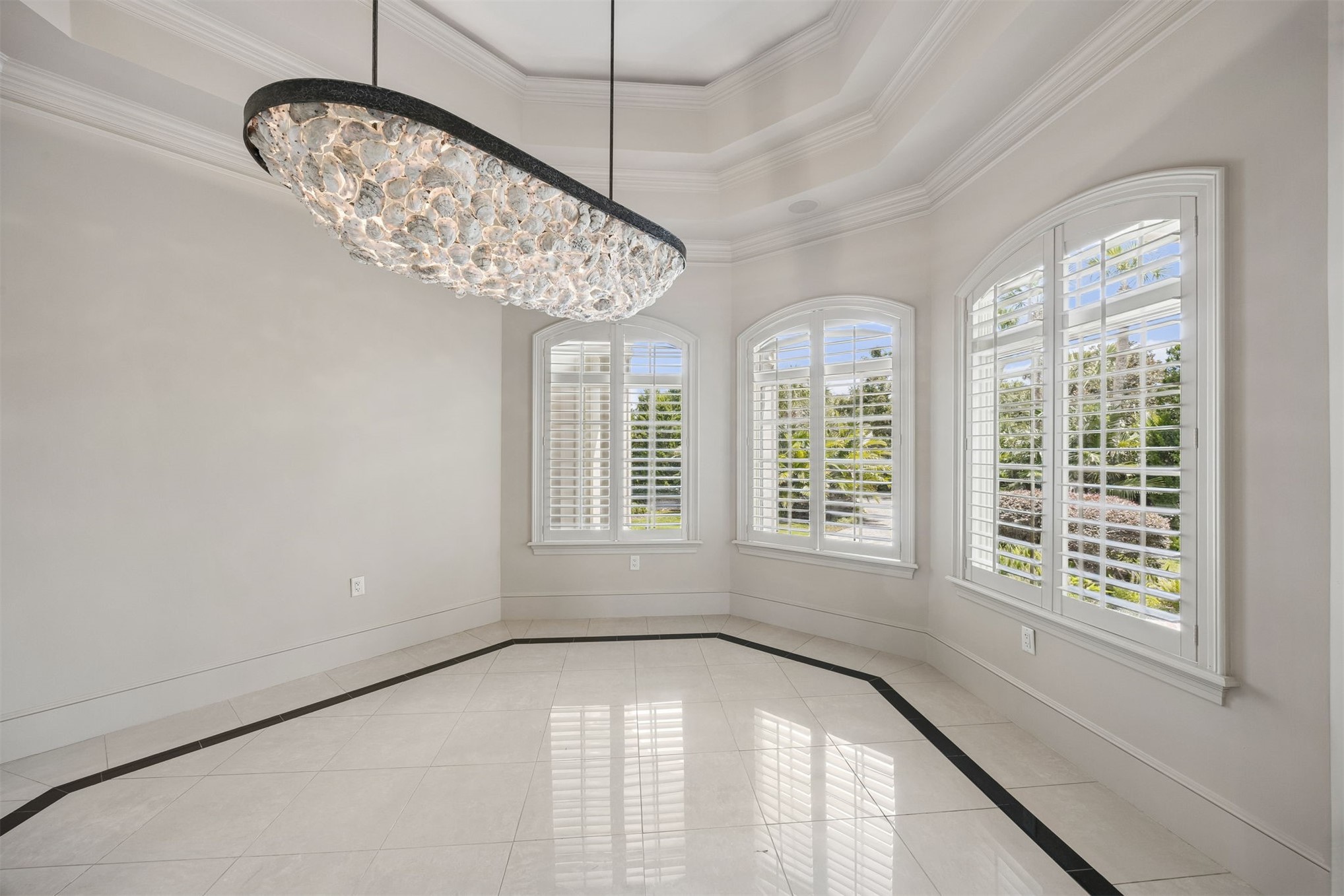2 JUNIPER COURT