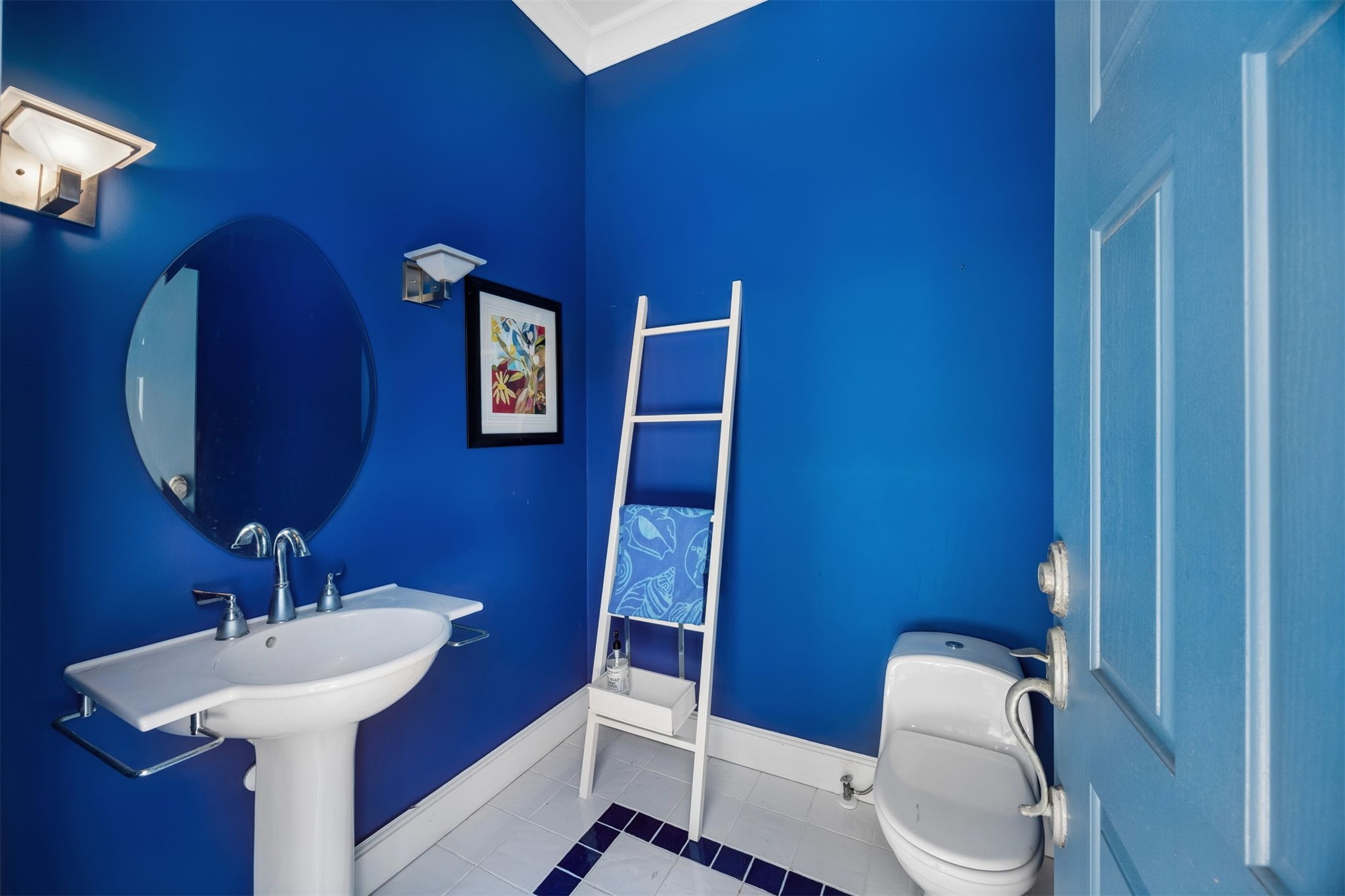 2 JUNIPER COURT