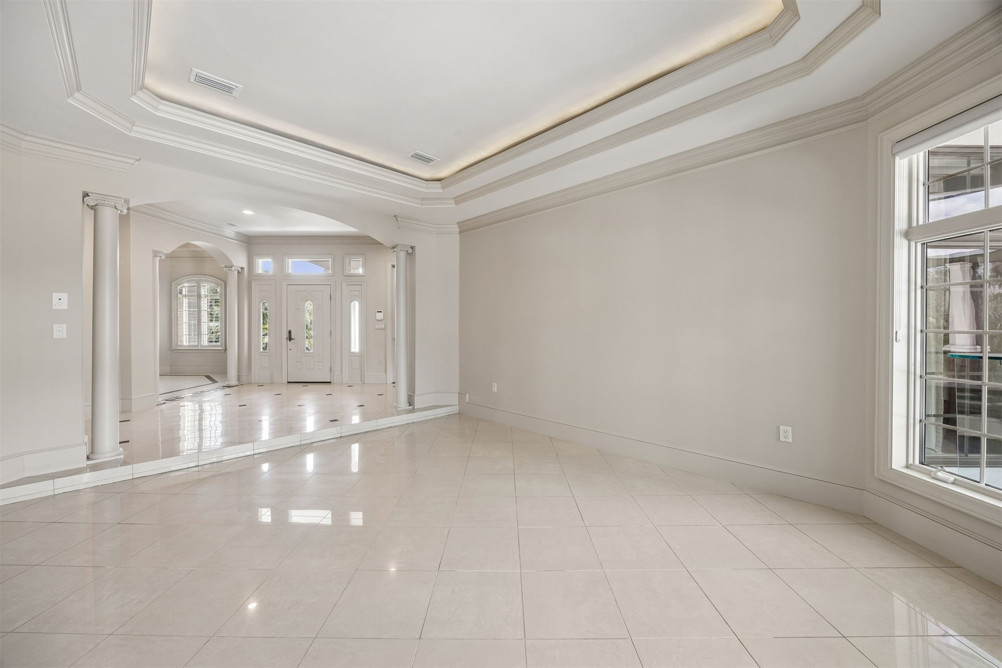 2 JUNIPER COURT