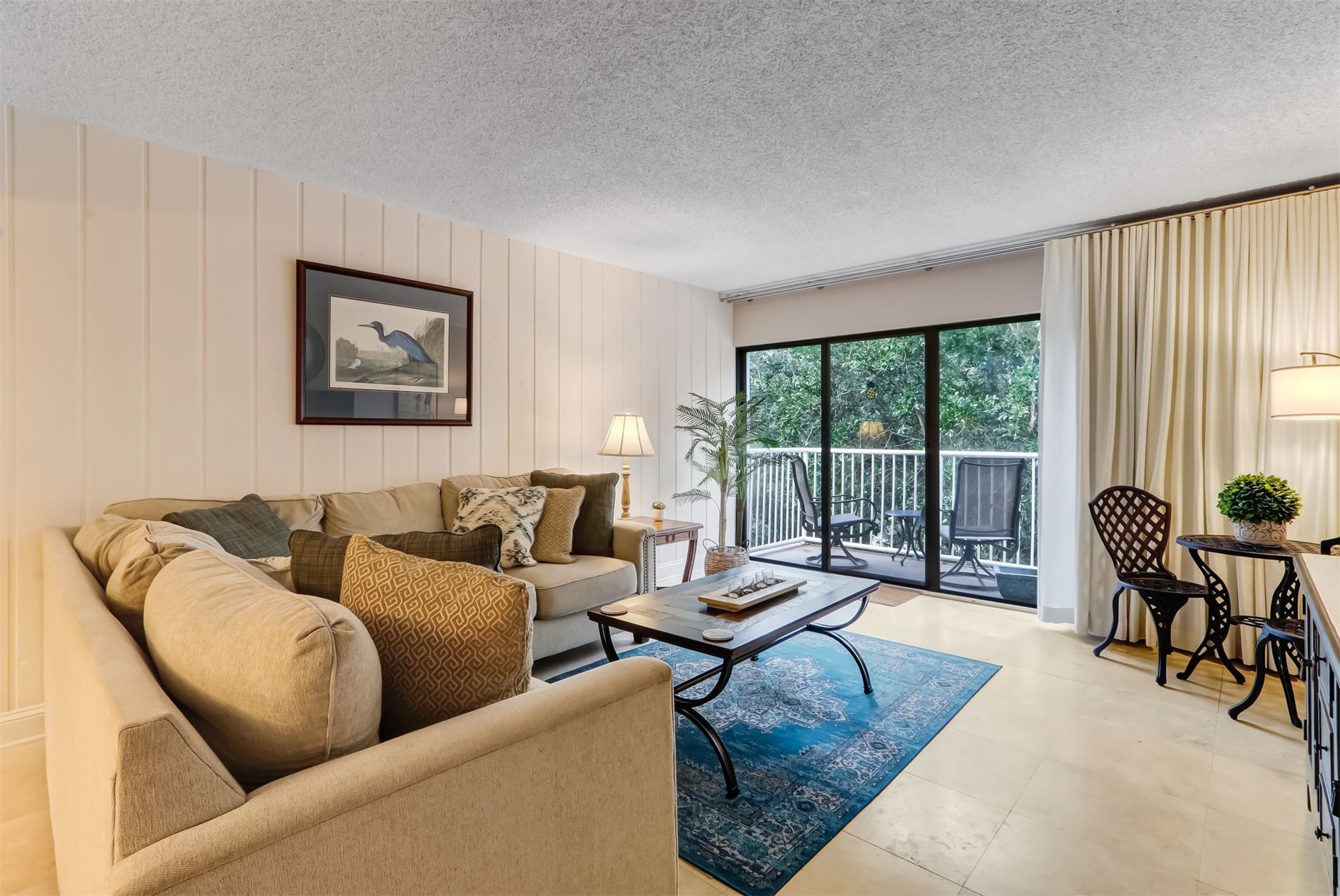 2122 BEACH WOOD ROAD 2122