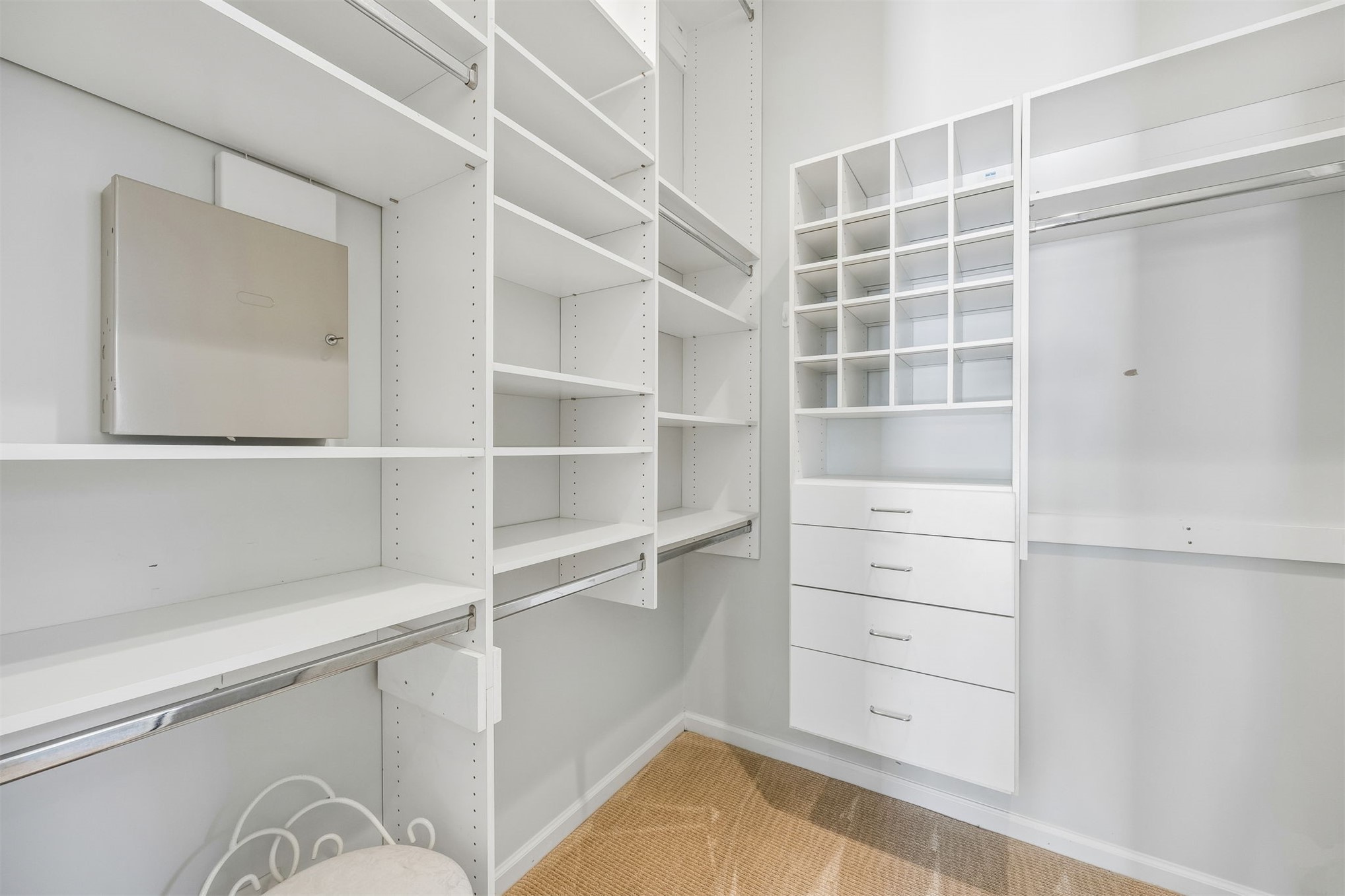 8228 RESIDENCE COURT