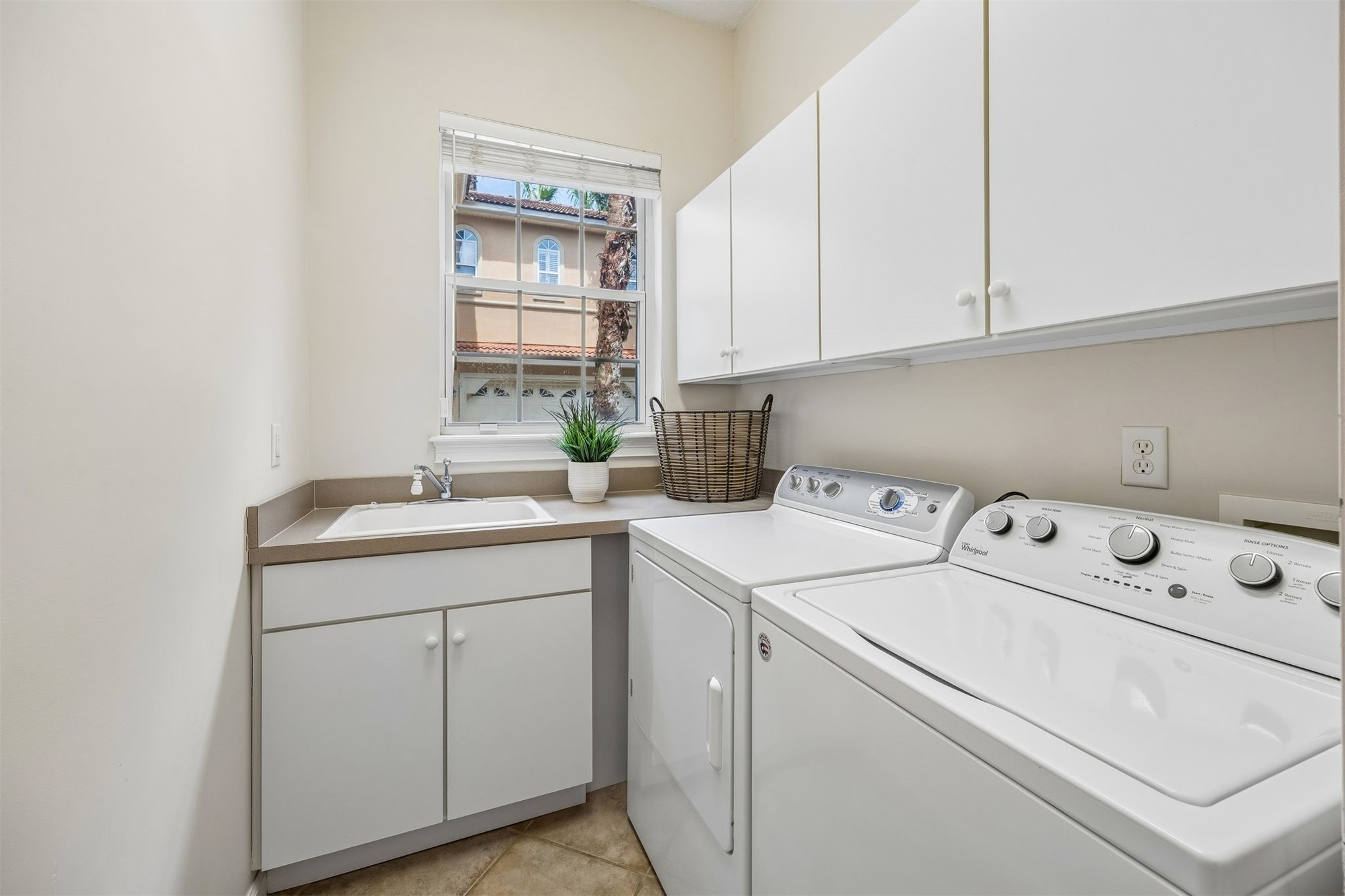 8228 RESIDENCE COURT