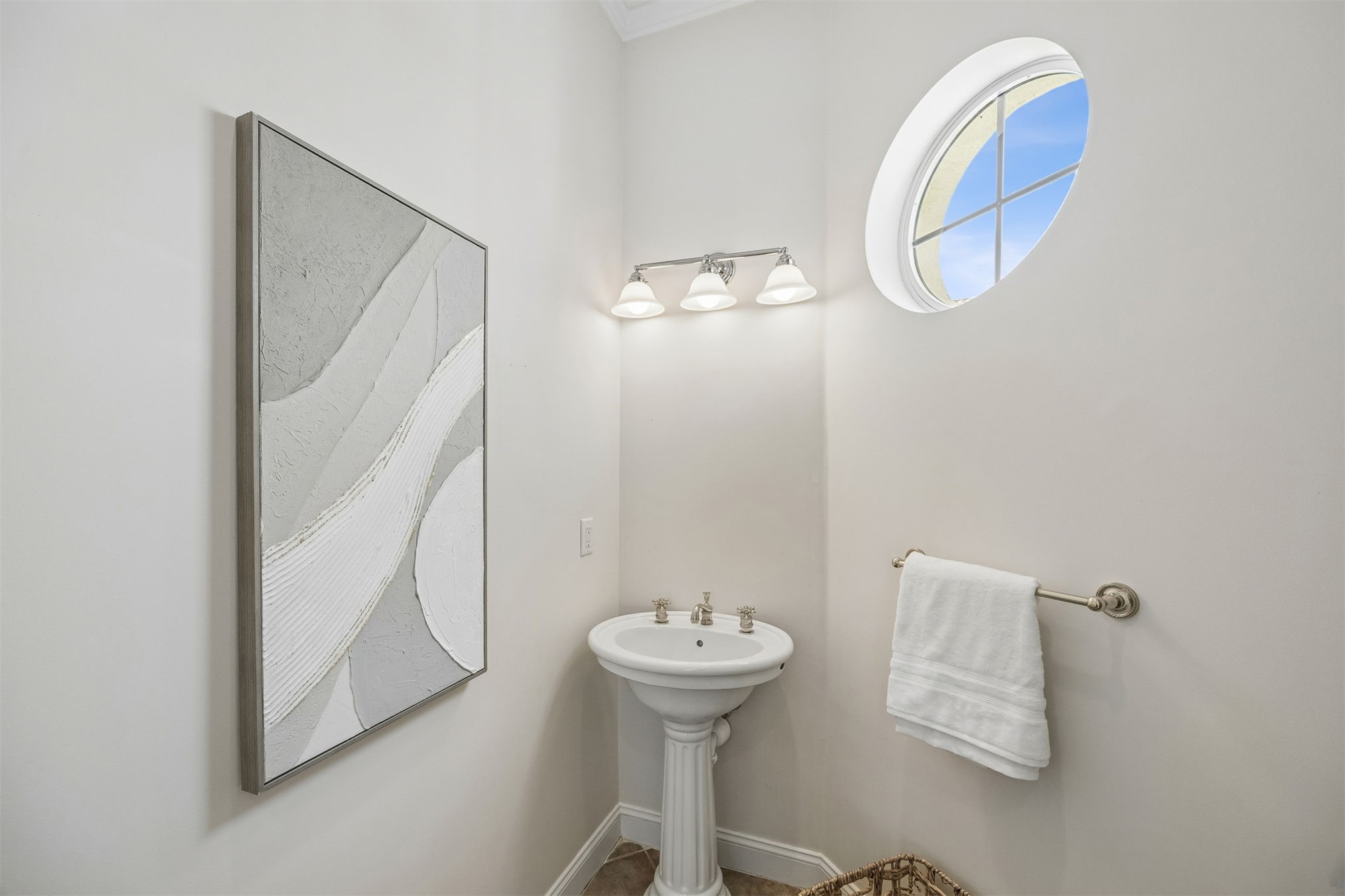 8228 RESIDENCE COURT