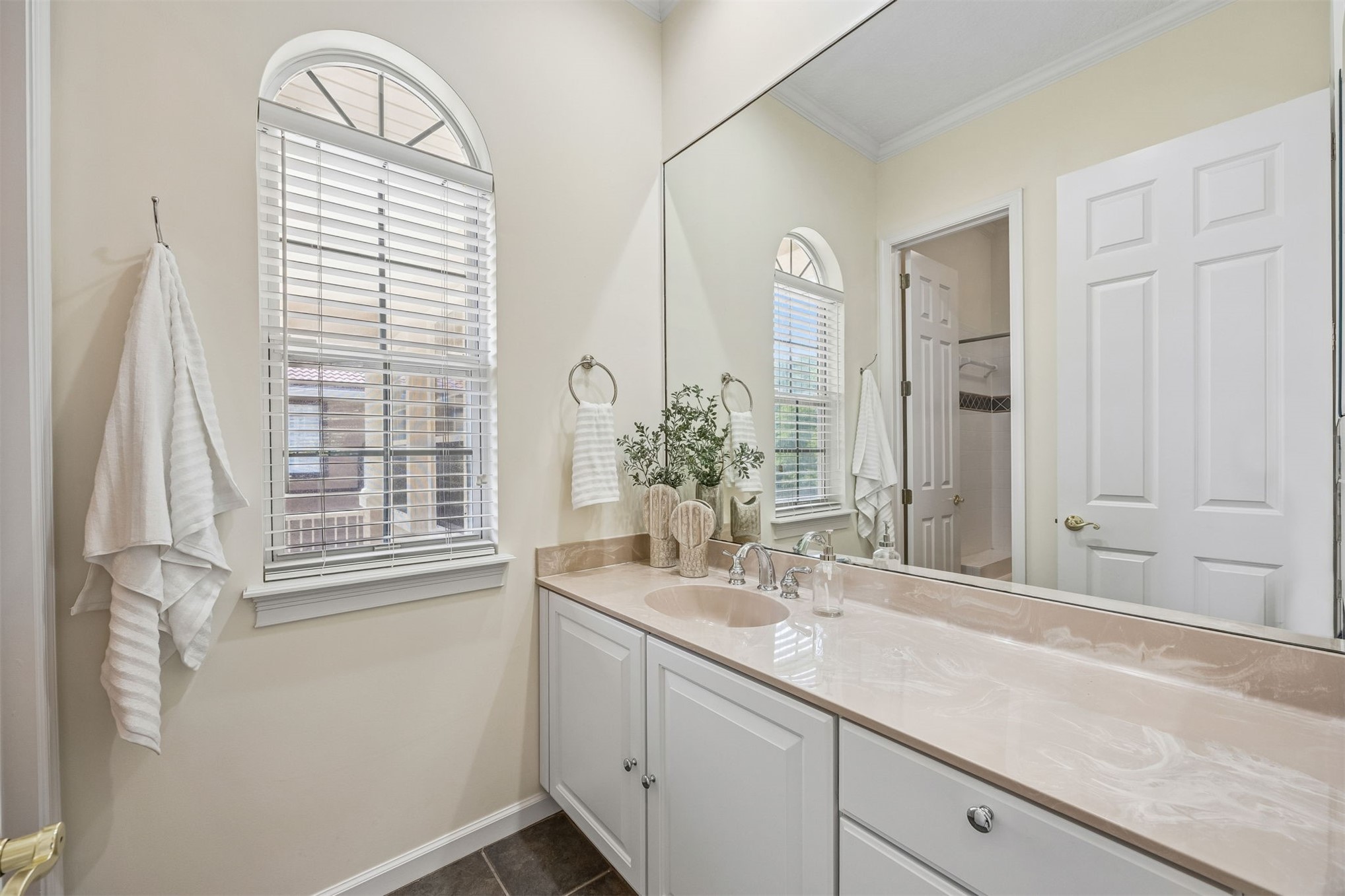 8228 RESIDENCE COURT