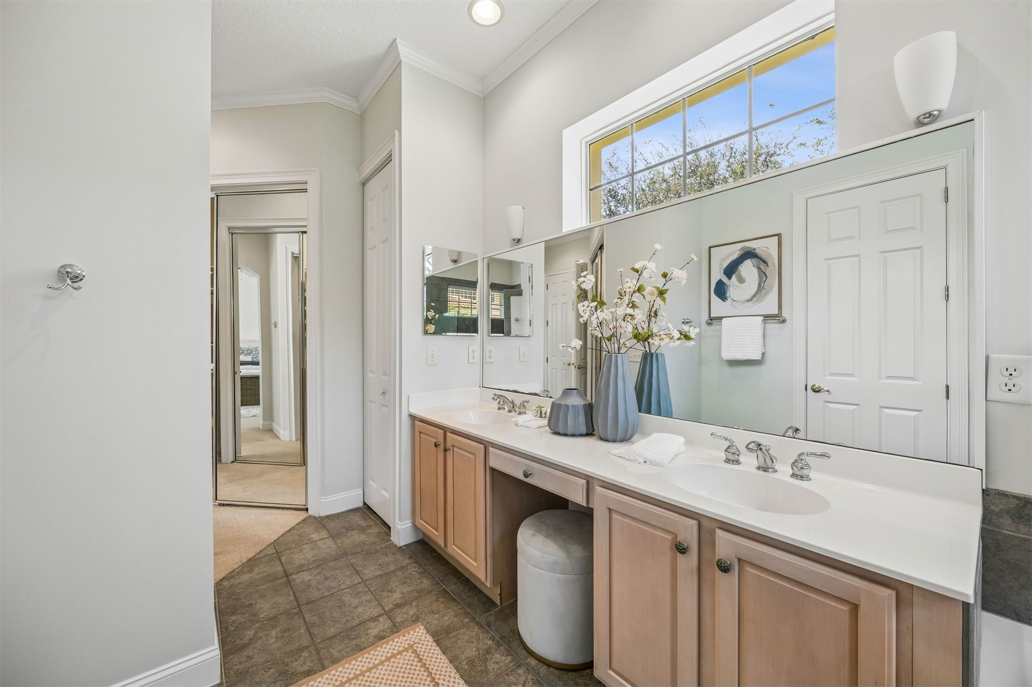 8228 RESIDENCE COURT