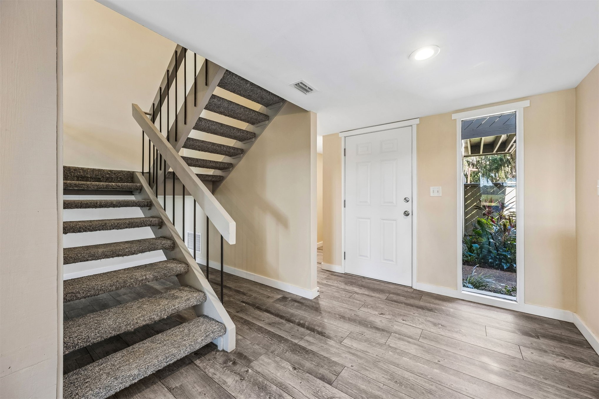 3063 SEA MARSH ROAD