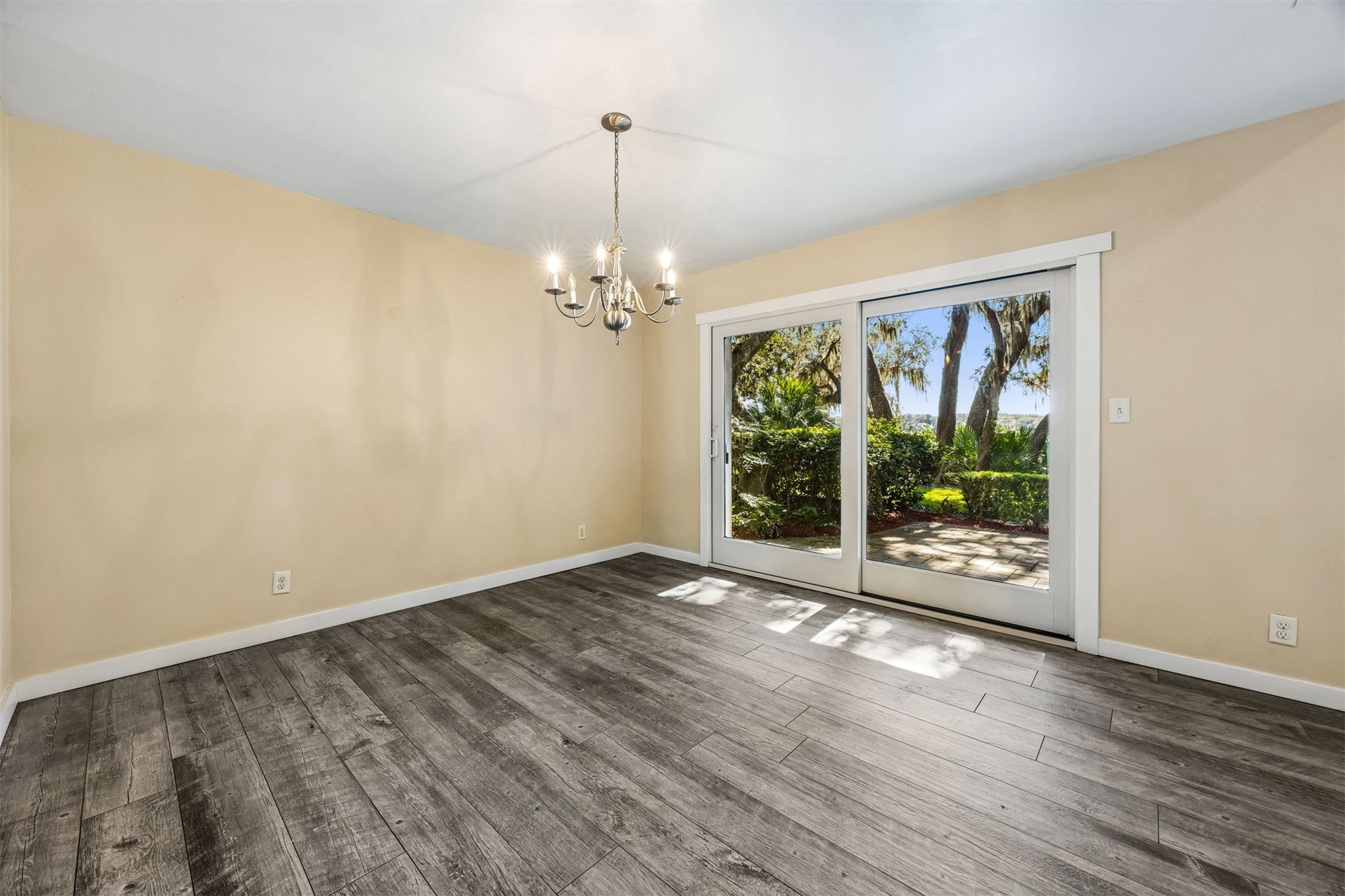 3063 SEA MARSH ROAD