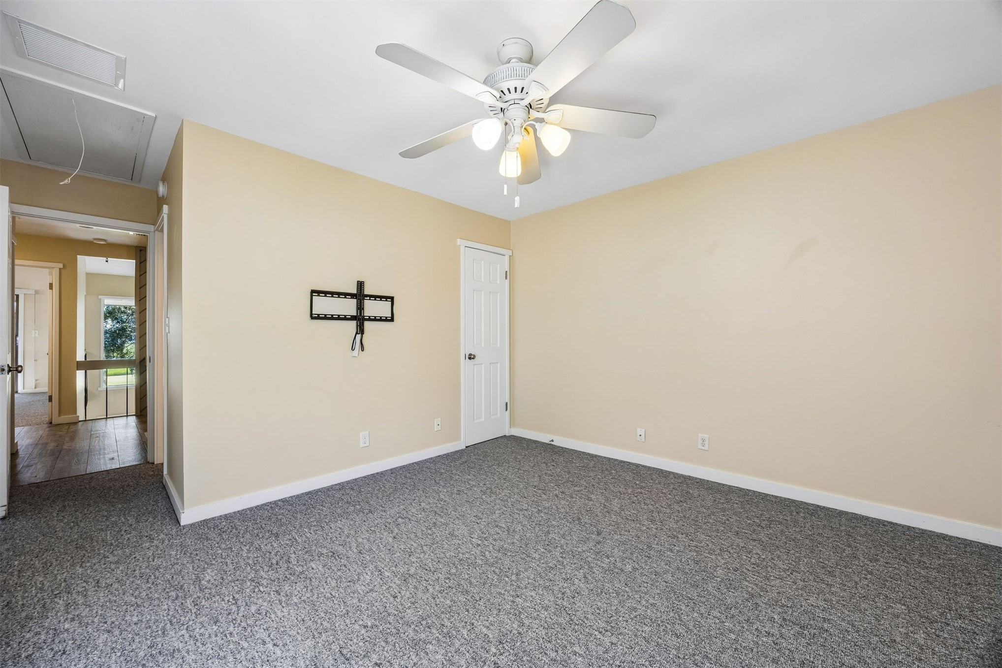 3063 SEA MARSH ROAD