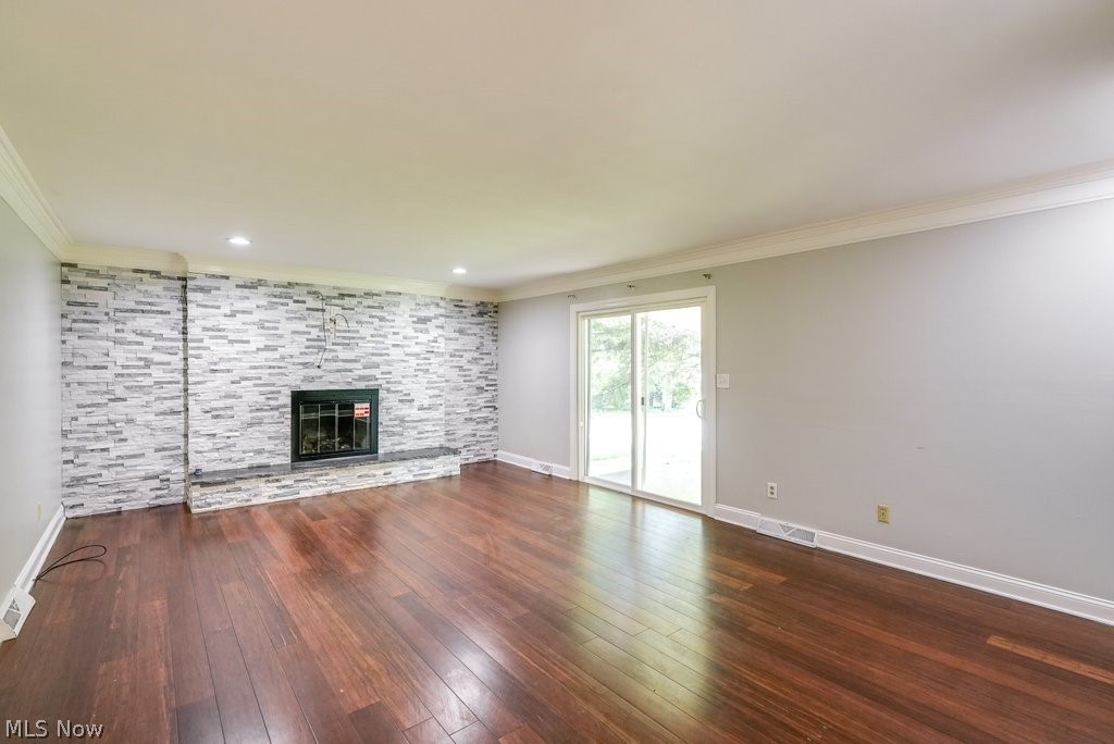 3299 Morewood Road