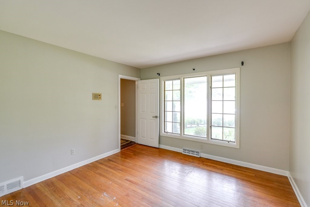 3299 Morewood Road