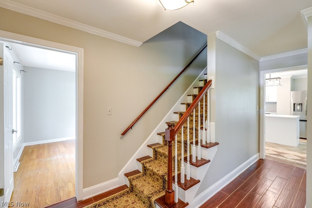 3299 Morewood Road