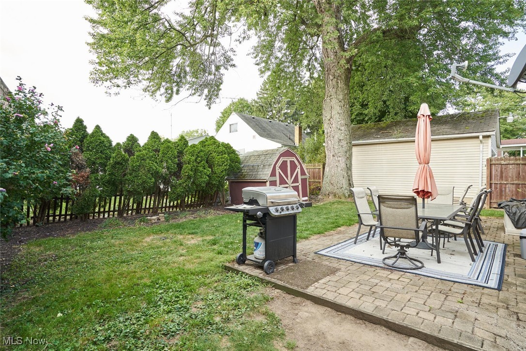 826 Clover Avenue