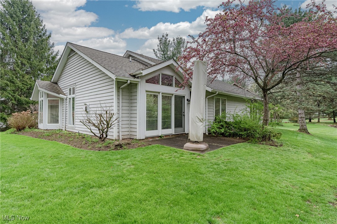 5560 Hummingbird Circle